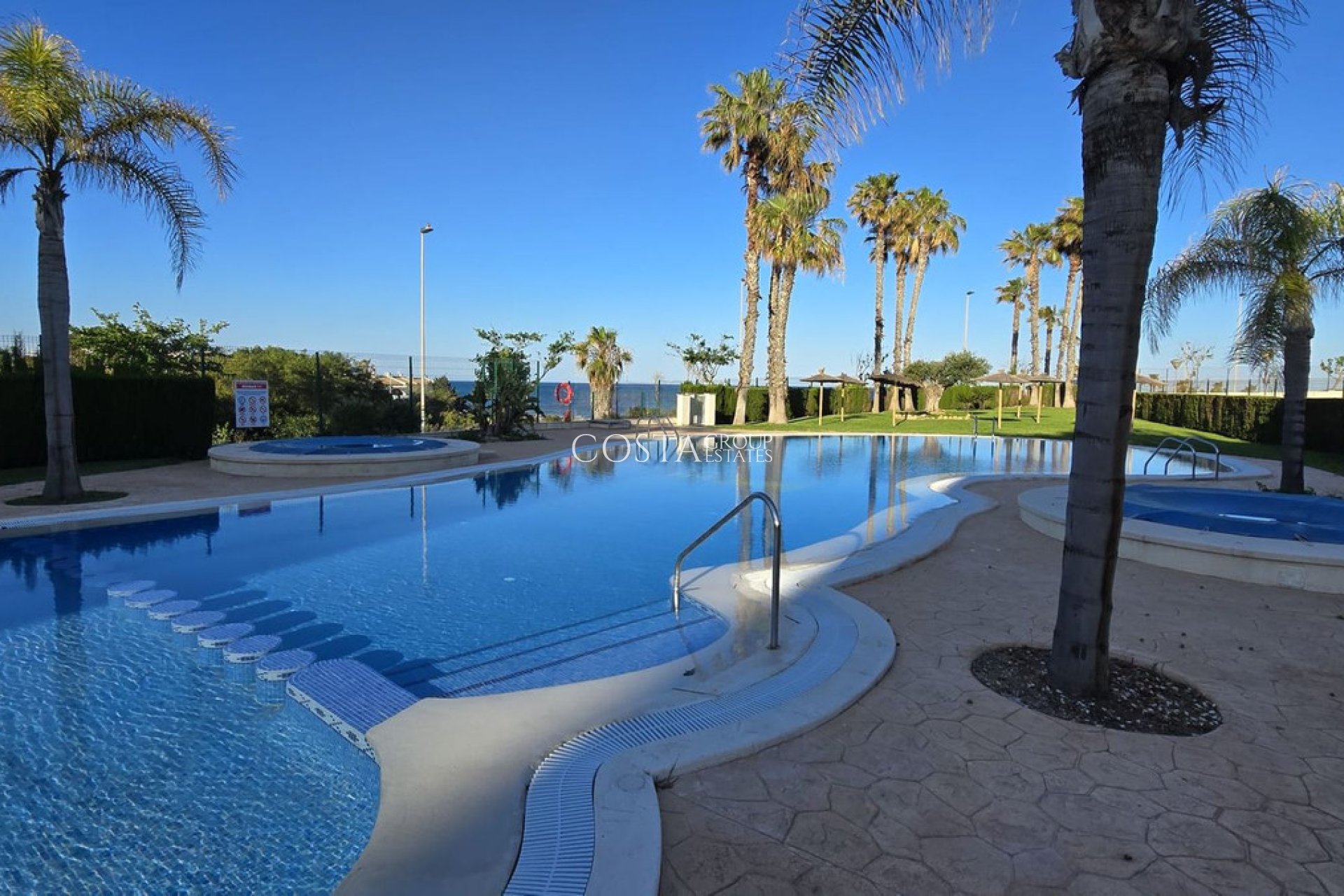 Herverkoop - Apartments -
Orihuela Costa - Mil Palmeras
