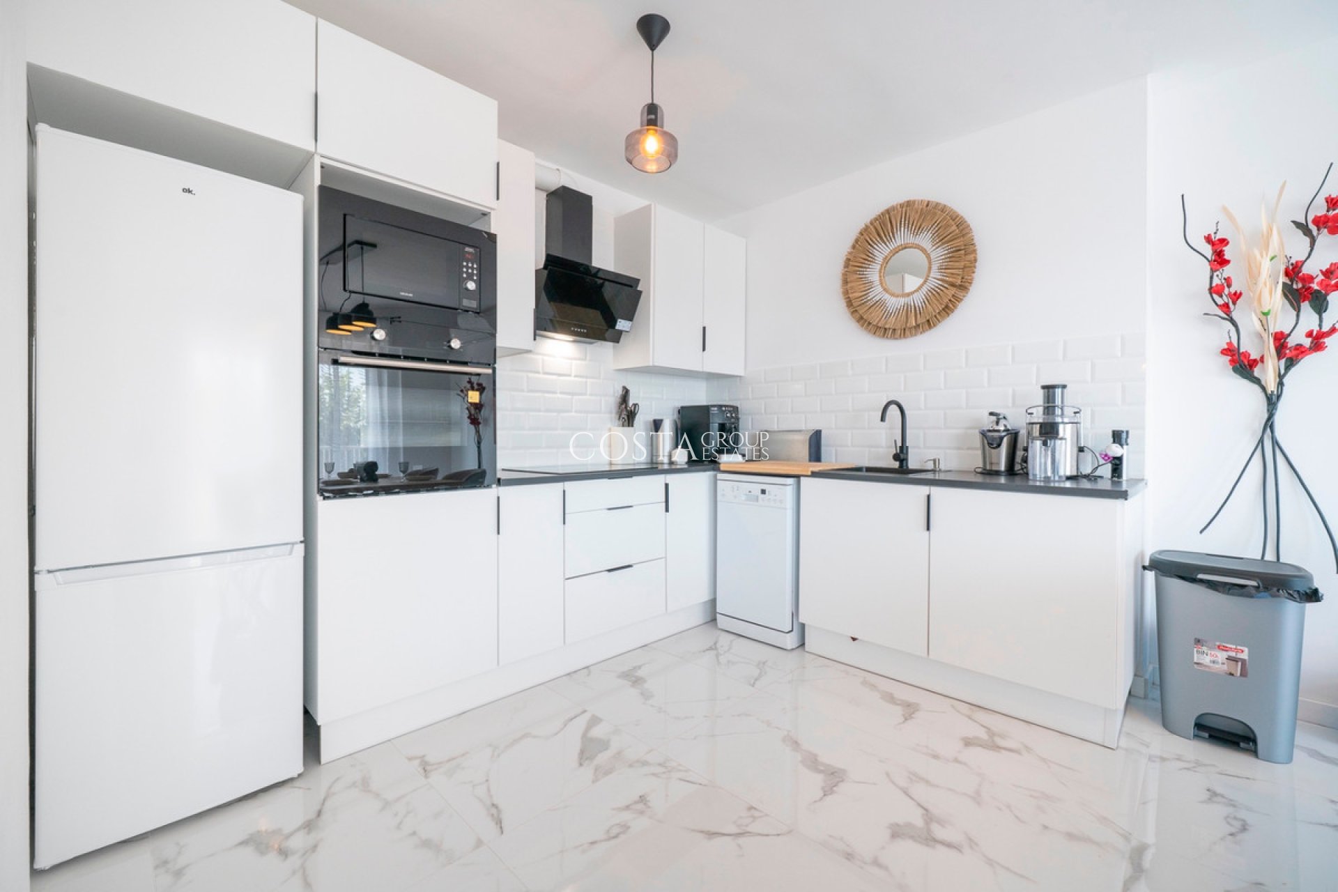 Herverkoop - Apartments -
Orihuela Costa - Punta Prima