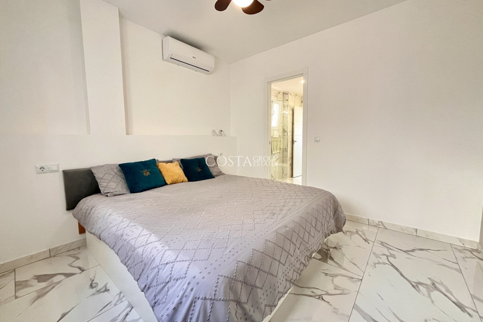 Herverkoop - Apartments -
Orihuela Costa - Villamartin