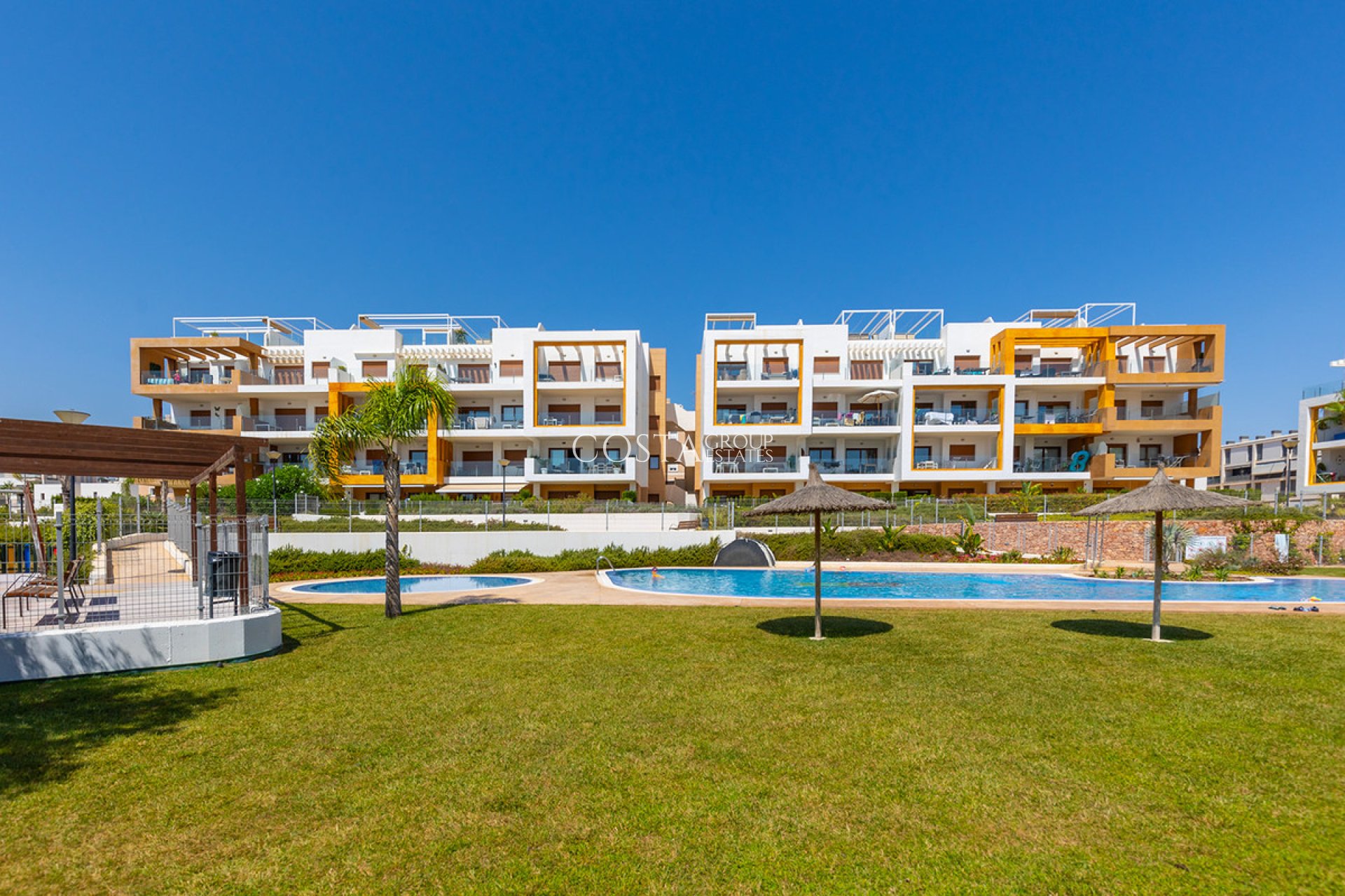Herverkoop - Apartments -
Orihuela Costa - Villamartin
