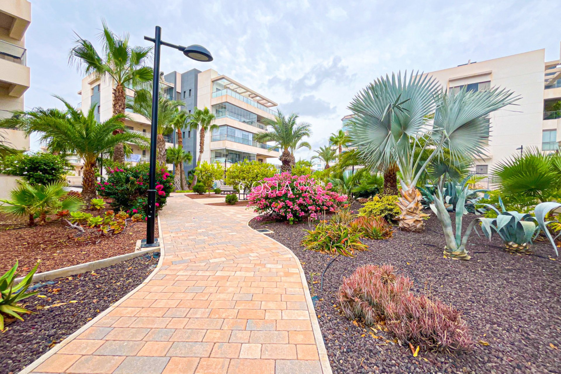 Herverkoop - Apartments -
Orihuela Costa - Villamartin