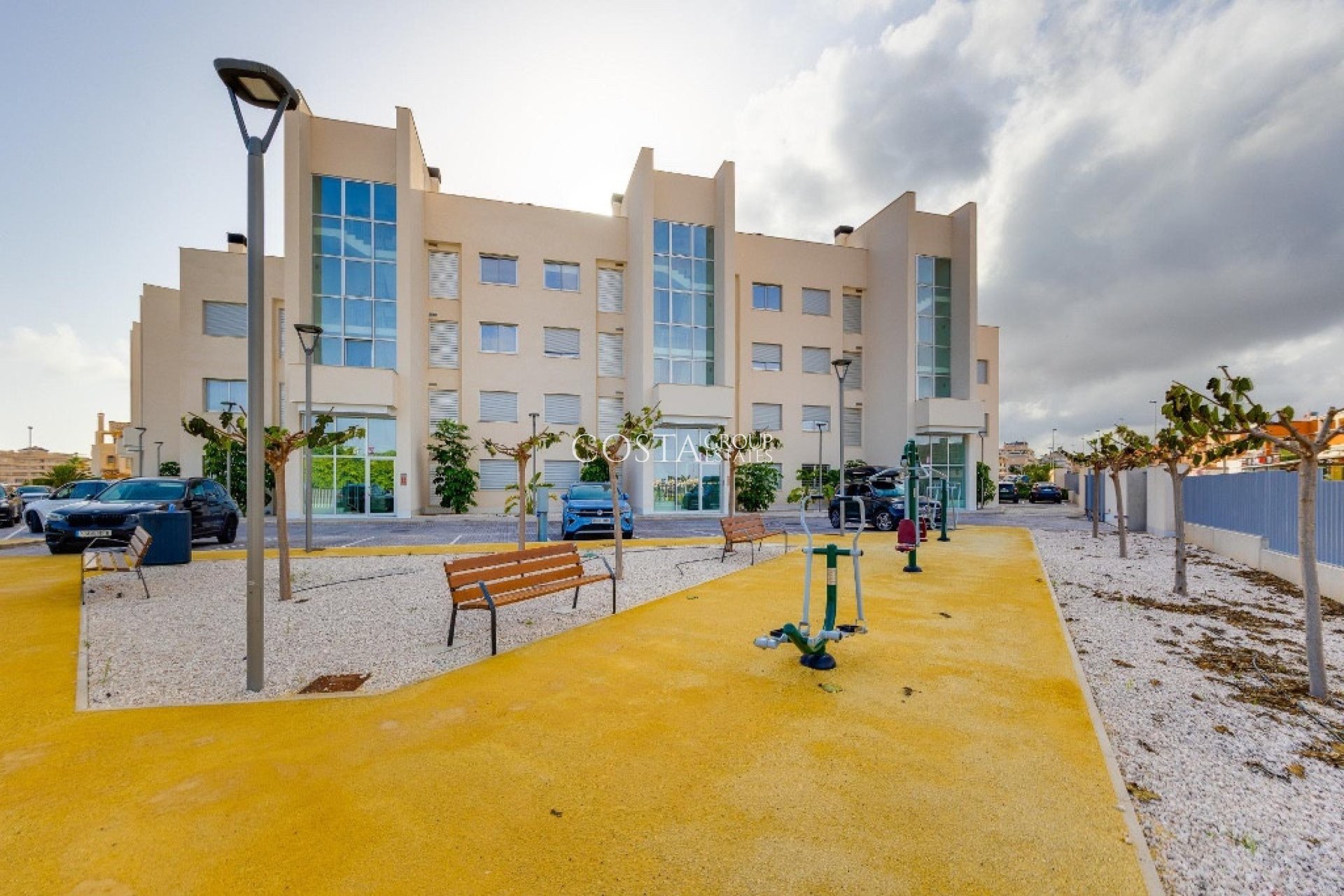 Herverkoop - Apartments -
Orihuela Costa - Villamartin