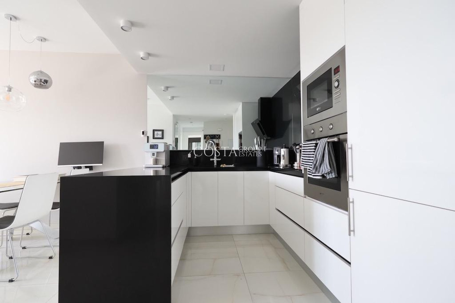 Herverkoop - Apartments -
Orihuela Costa