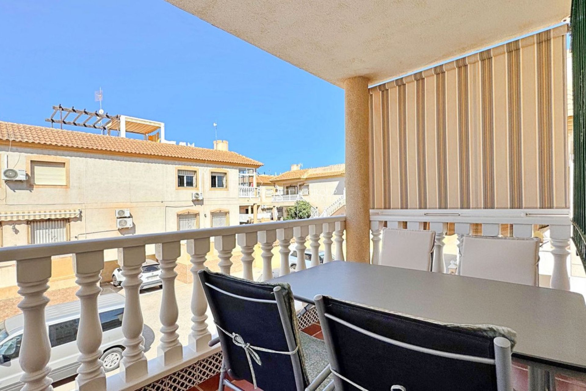 Herverkoop - Apartments -
Orihuela - La Zenia