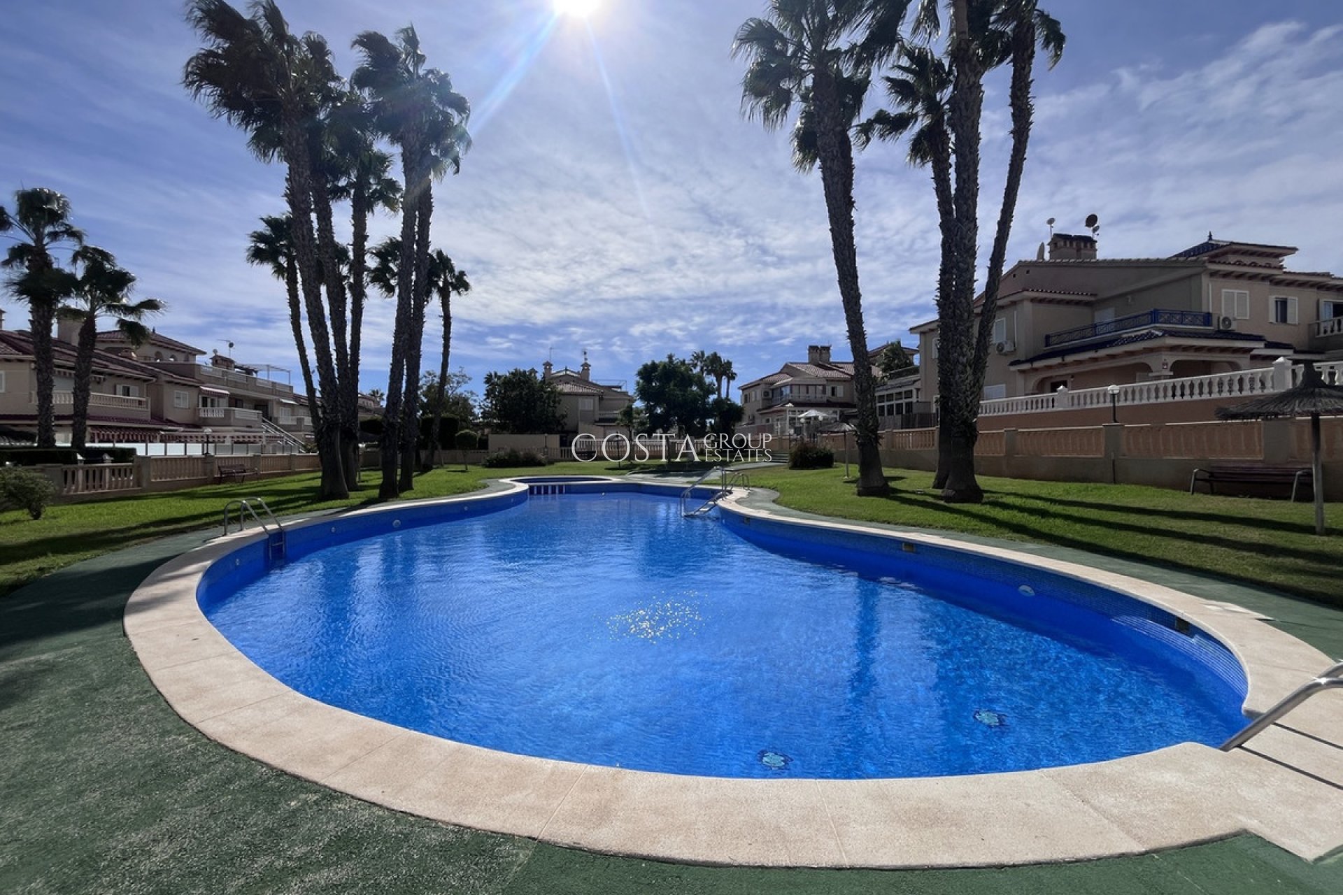Herverkoop - Apartments -
Orihuela - La Zenia