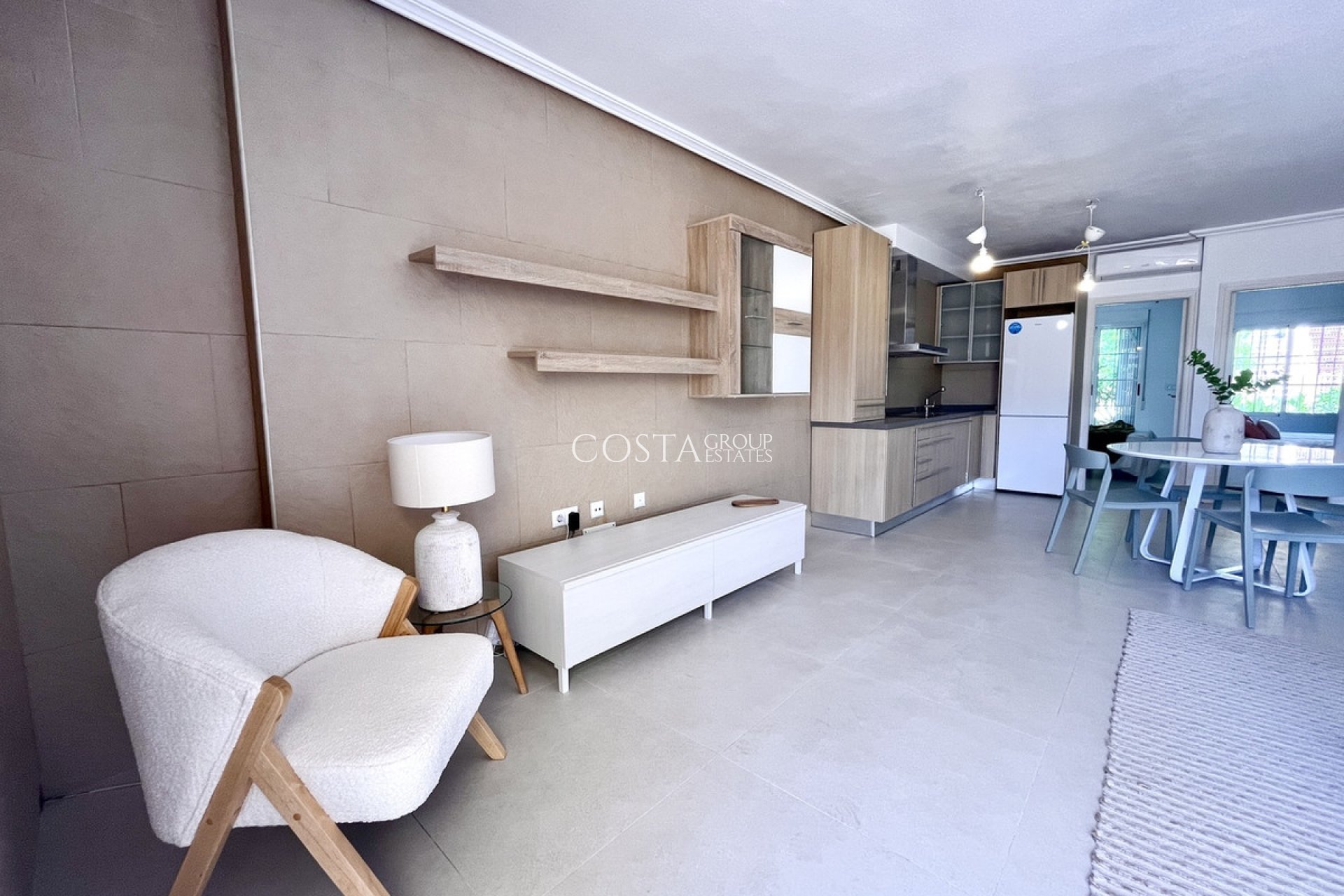Herverkoop - Apartments -
Orihuela - Punta Prima