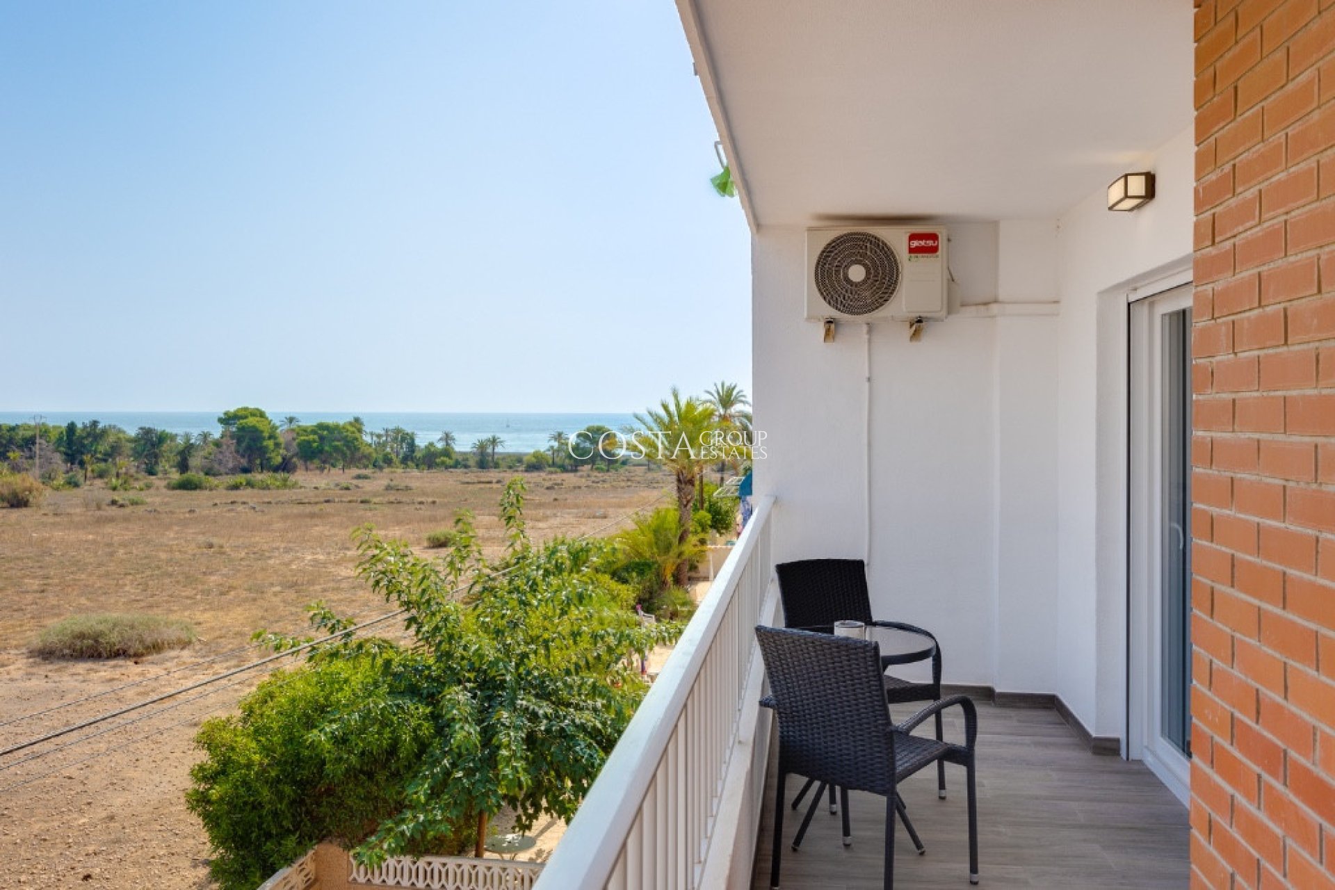 Herverkoop - Apartments -
Orihuela - Punta Prima