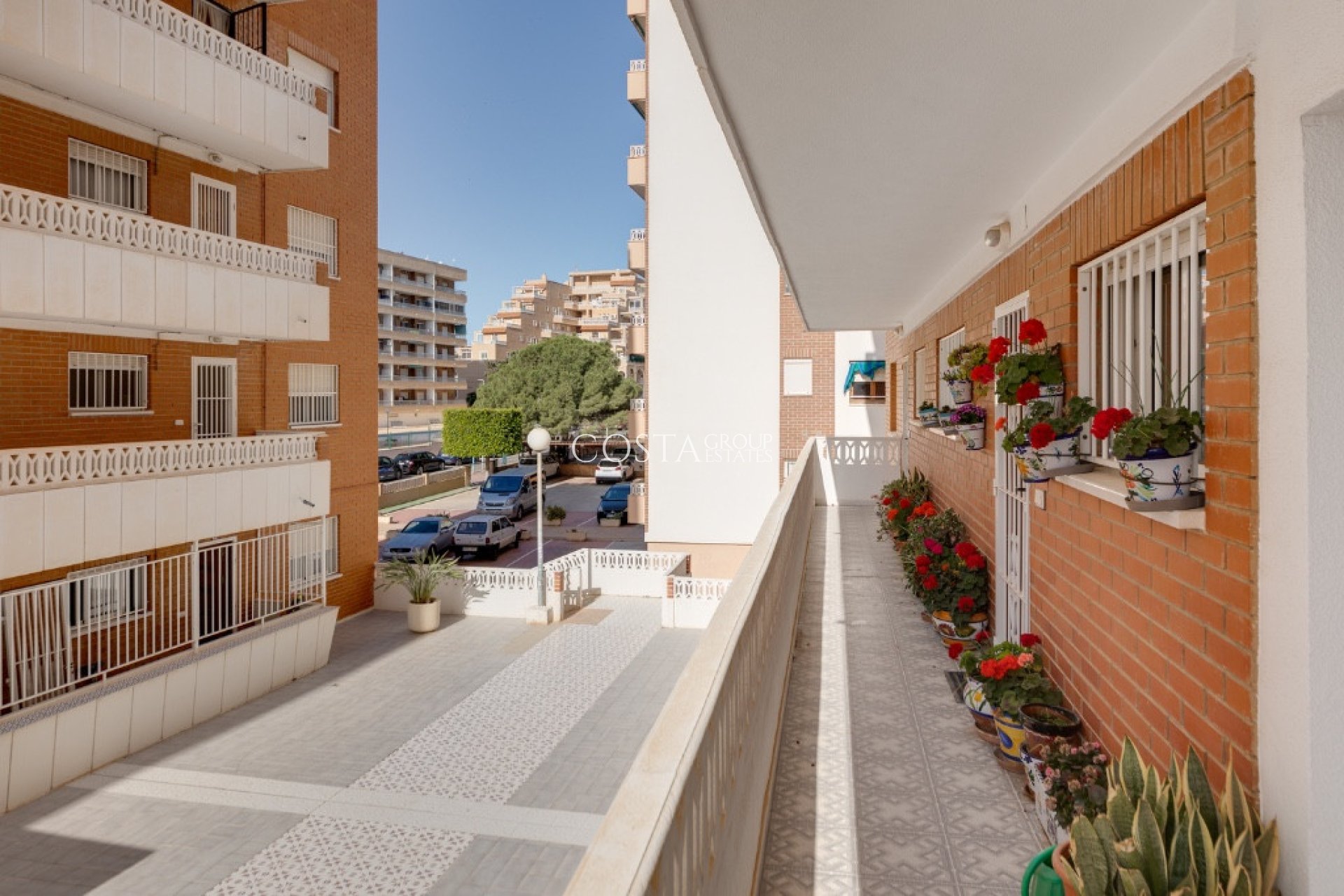 Herverkoop - Apartments -
Orihuela - Punta Prima