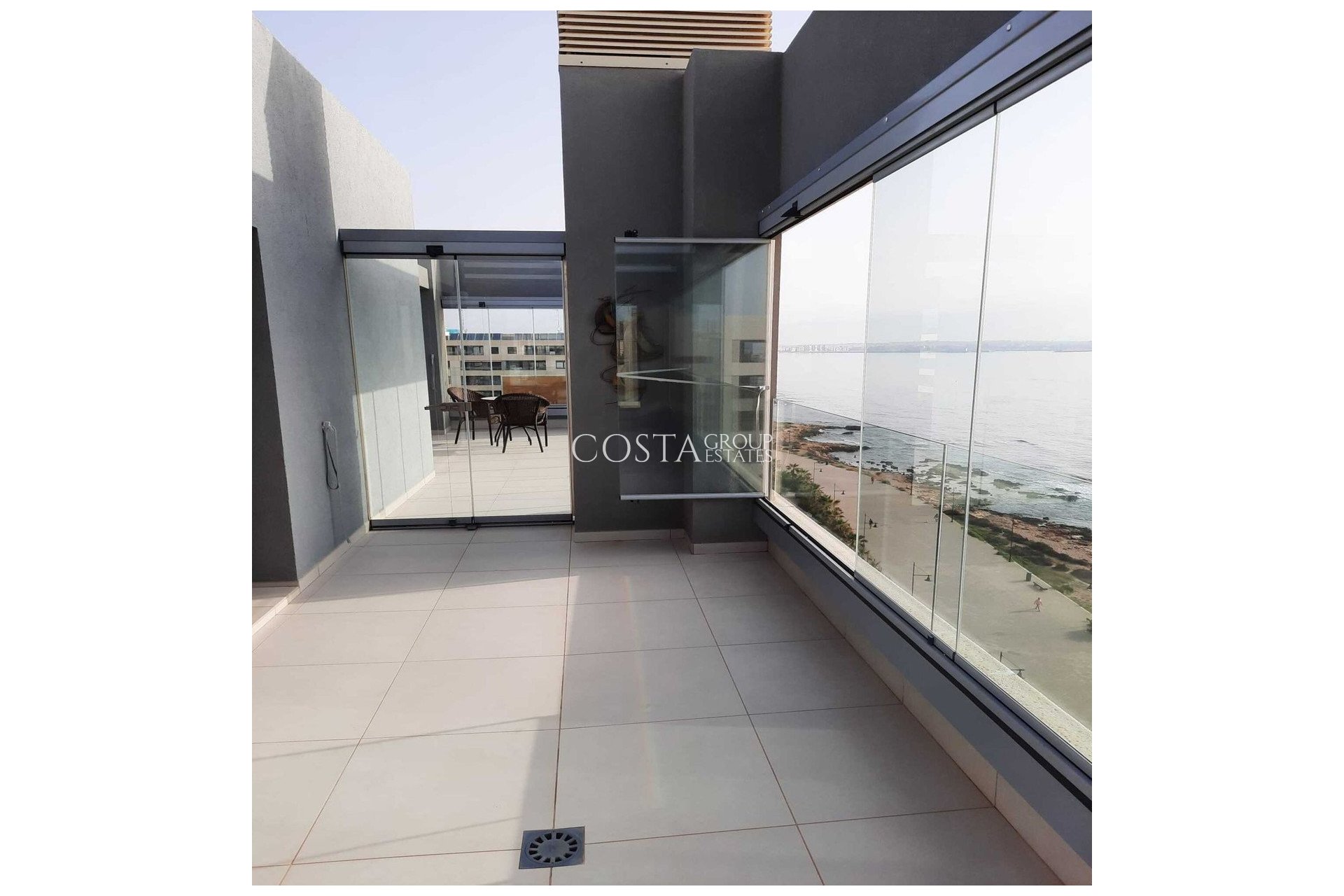 Herverkoop - Apartments -
Orihuela - Punta Prima