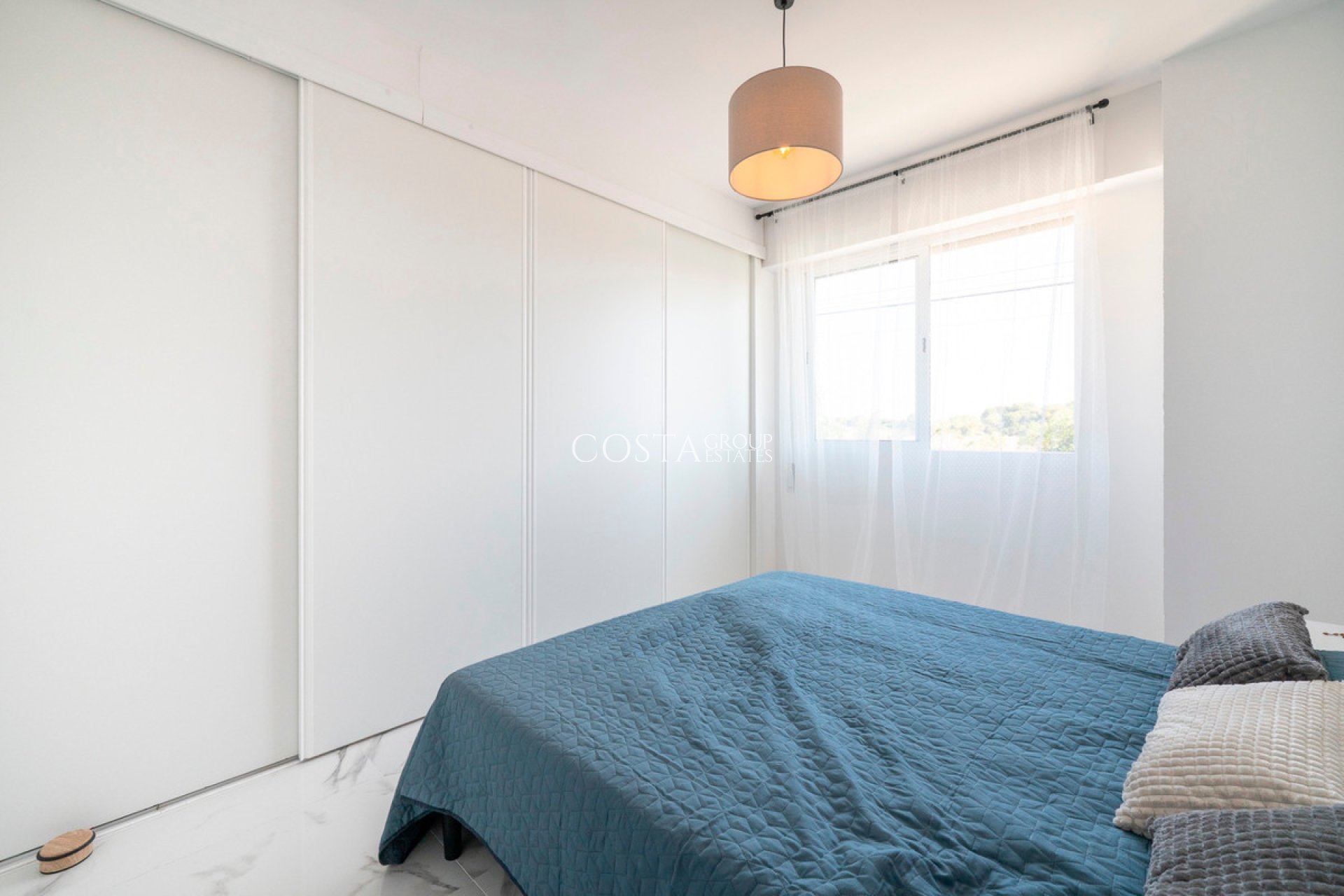 Herverkoop - Apartments -
Orihuela - Punta Prima