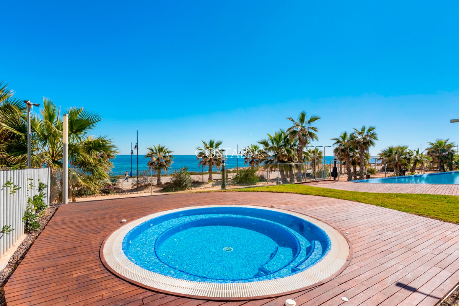 Herverkoop - Apartments -
Orihuela - Punta Prima