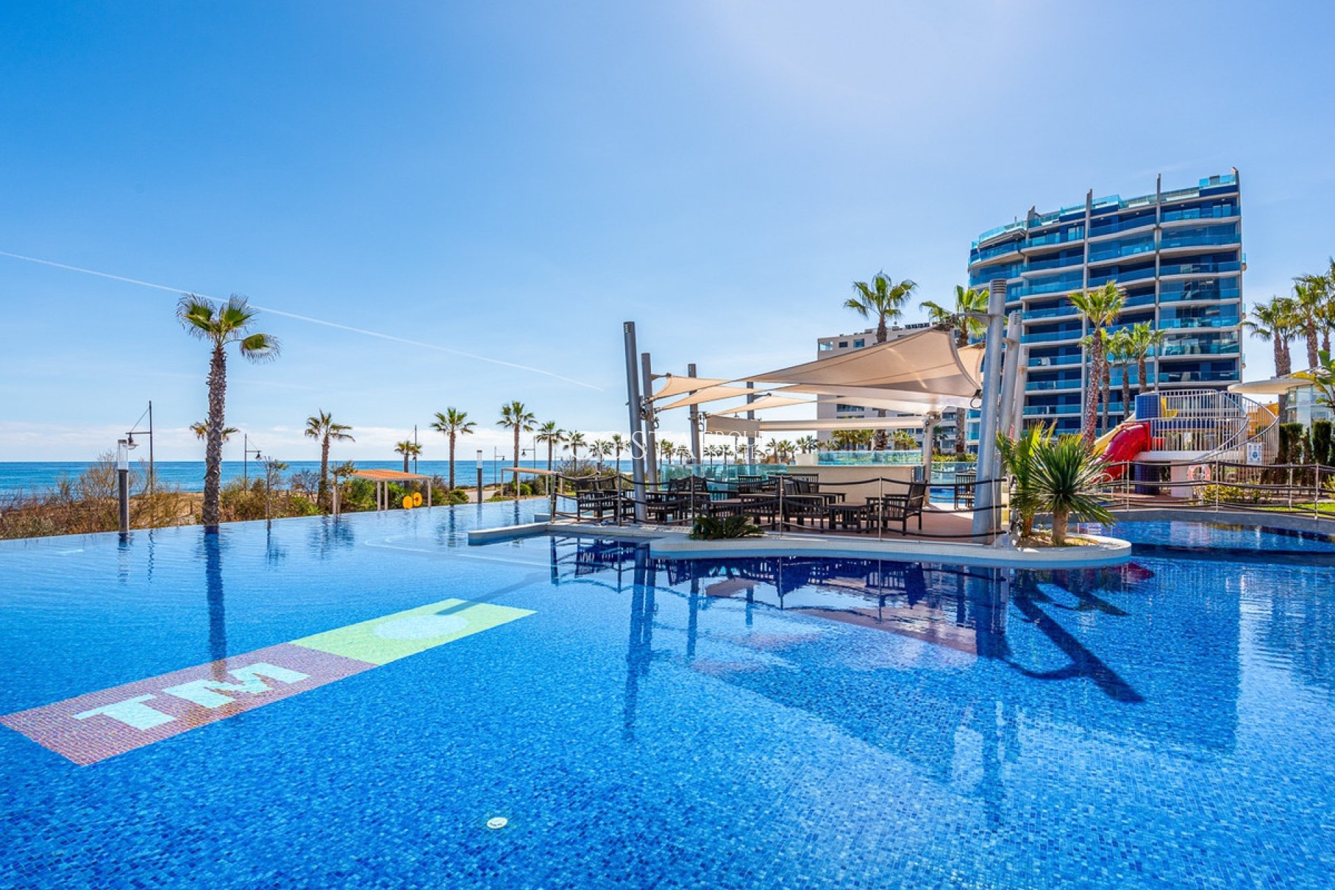 Herverkoop - Apartments -
Orihuela - Punta Prima