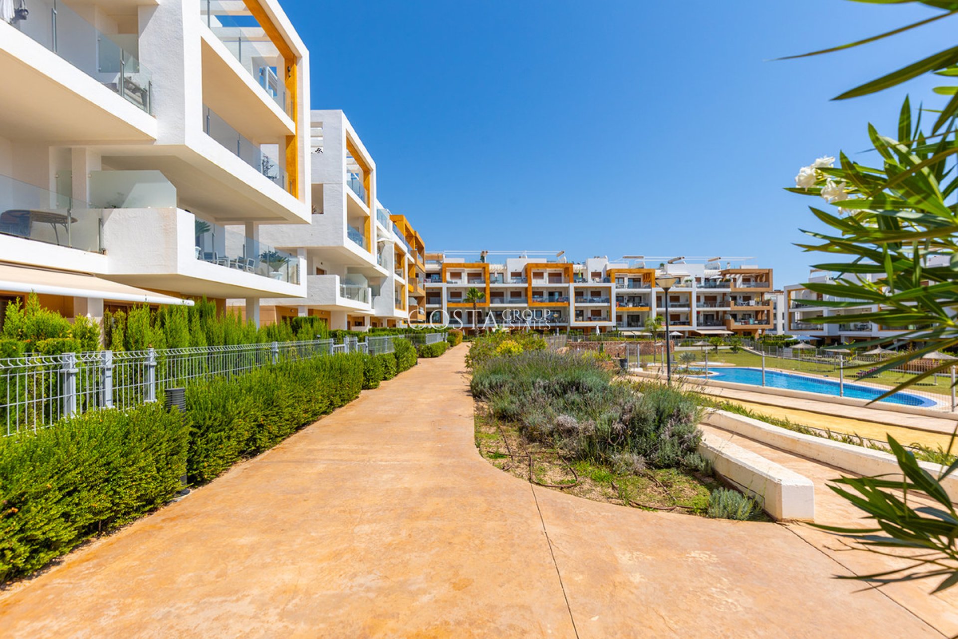 Herverkoop - Apartments -
Orihuela - Villamartin