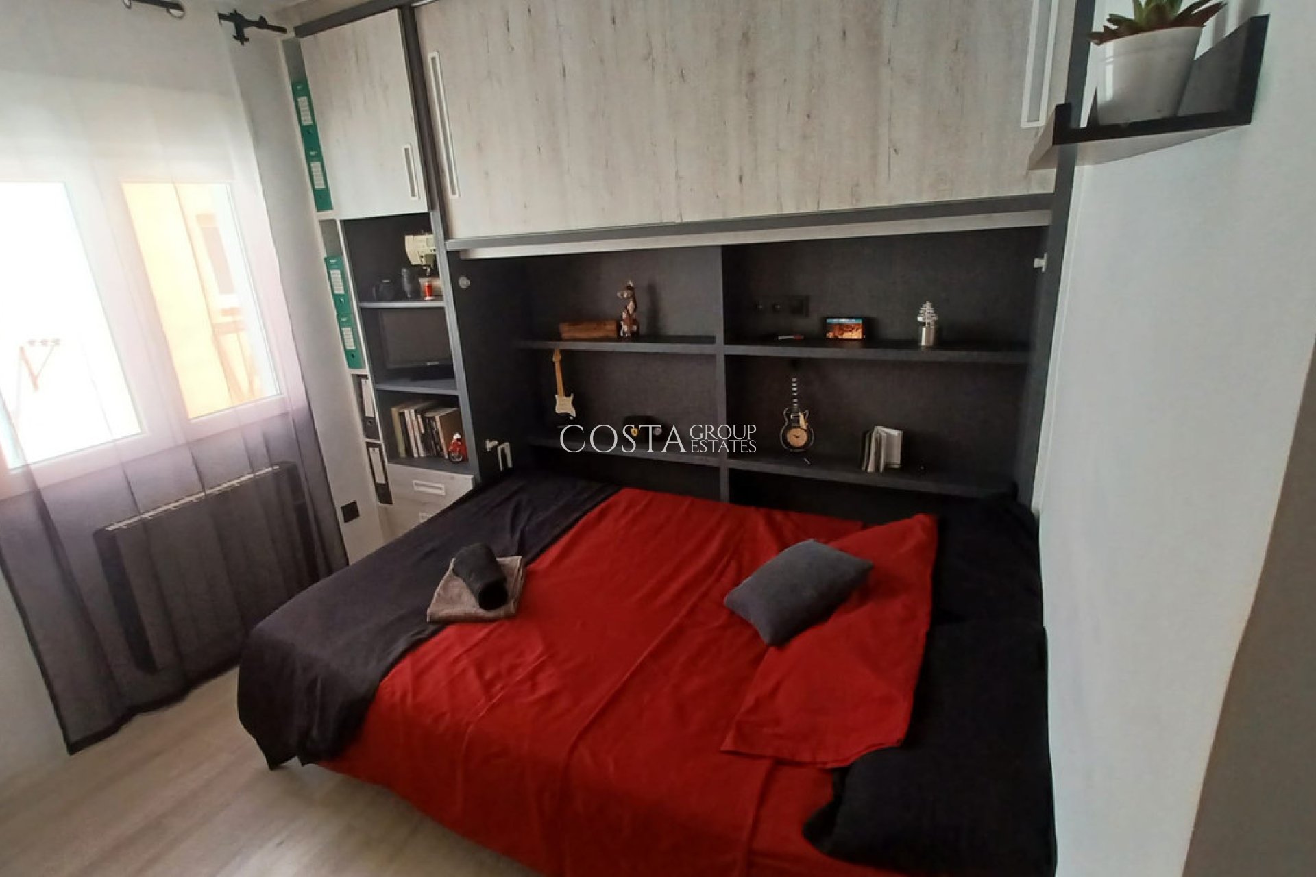 Herverkoop - Apartments -
Pilar de la Horadada - Torre De La Horadada