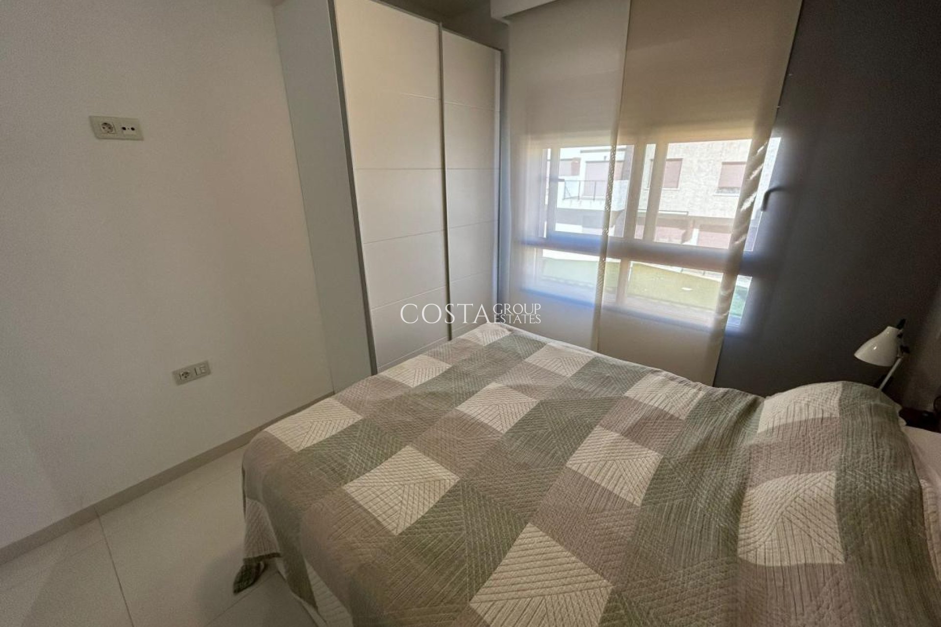 Herverkoop - Apartments -
Pilar de la Horadada - Torre De La Horadada