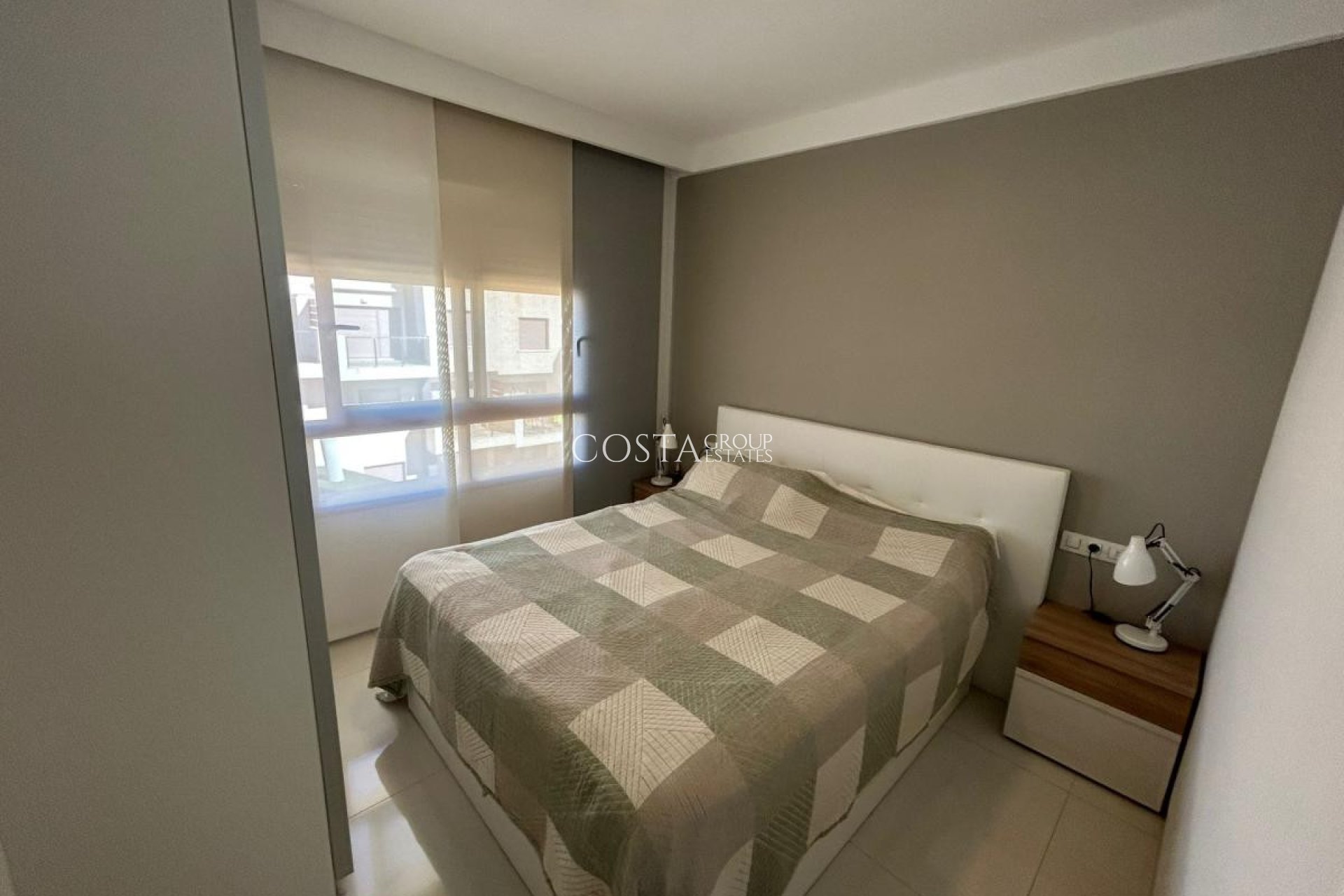 Herverkoop - Apartments -
Pilar de la Horadada - Torre De La Horadada