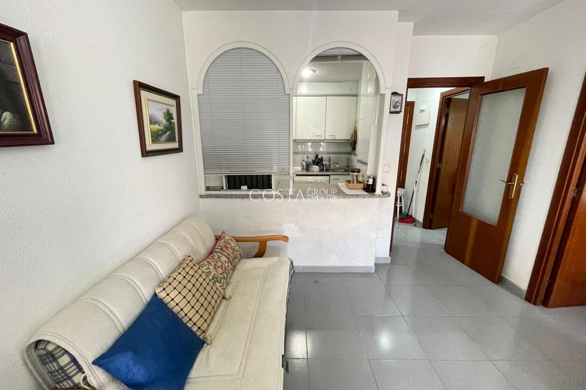 Herverkoop - Apartments -
Punta Prima