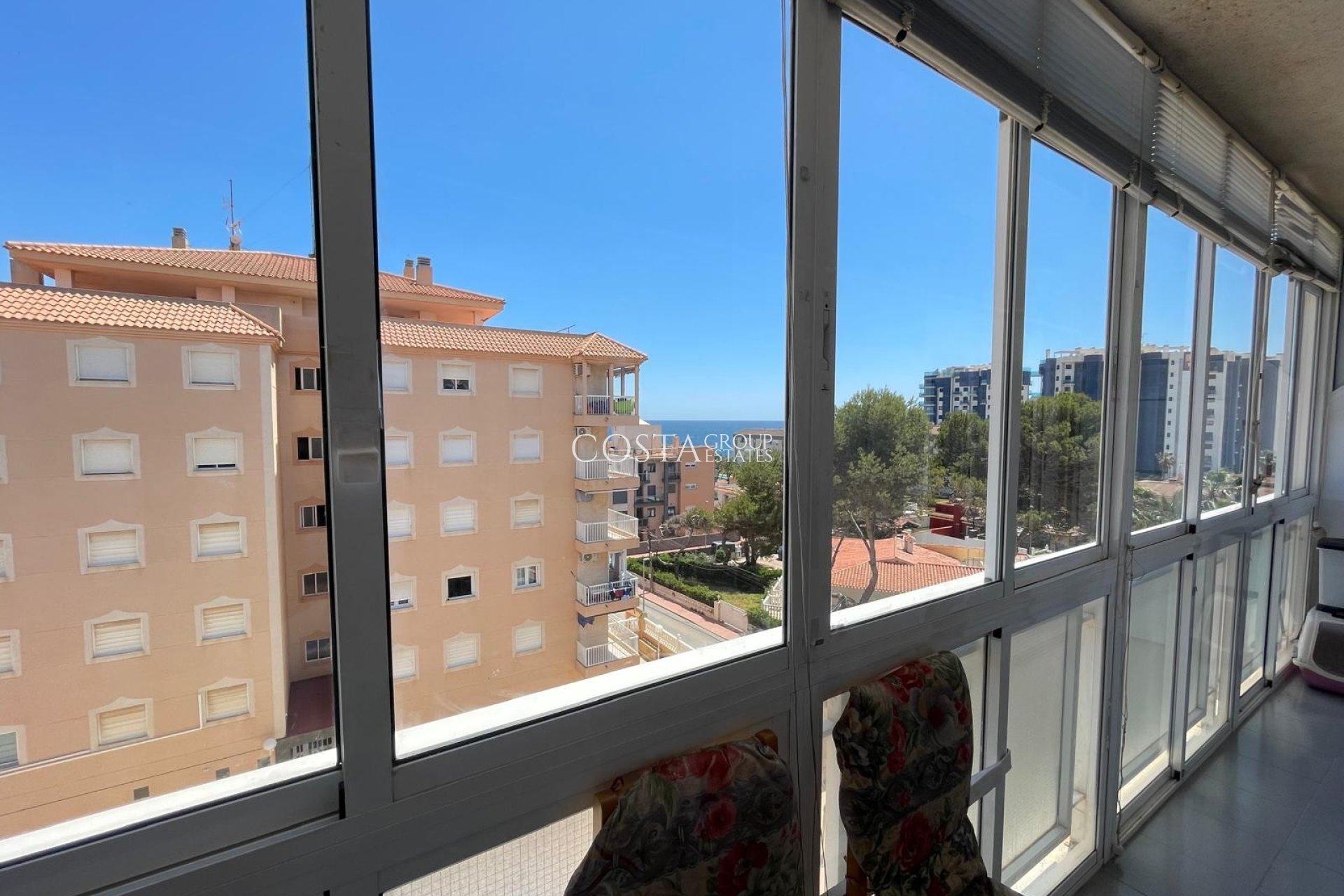 Herverkoop - Apartments -
Punta Prima