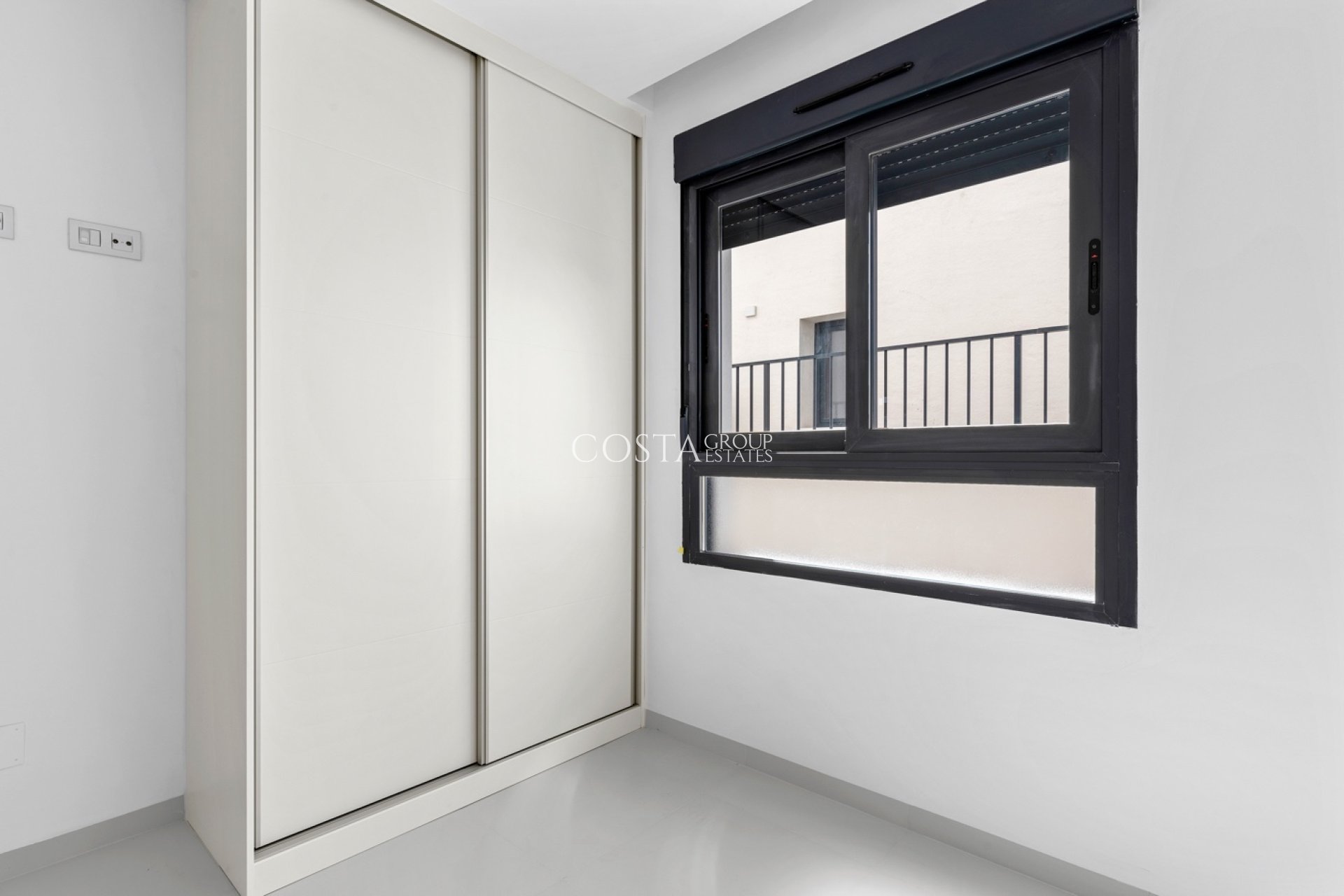 Herverkoop - Apartments -
San Miguel de Salinas - Costa Blanca South