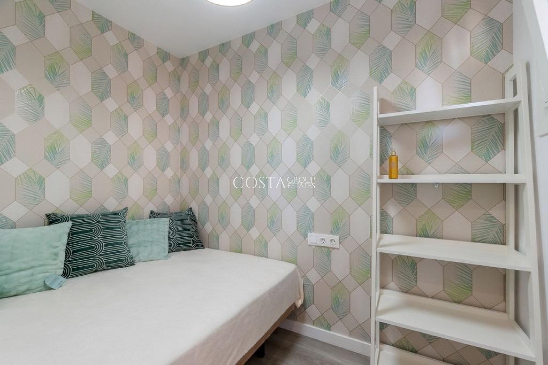 Herverkoop - Apartments -
Torrevieja - Cabo Cervera