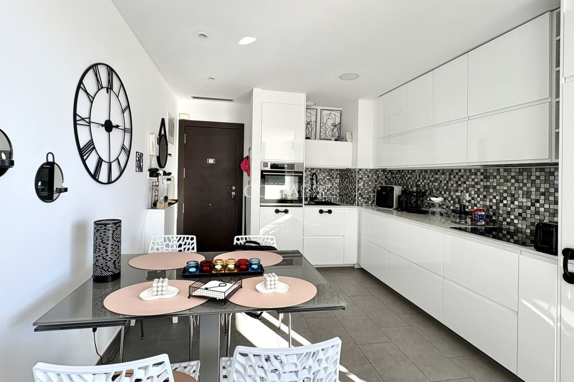 Herverkoop - Apartments -
Torrevieja - La Mata