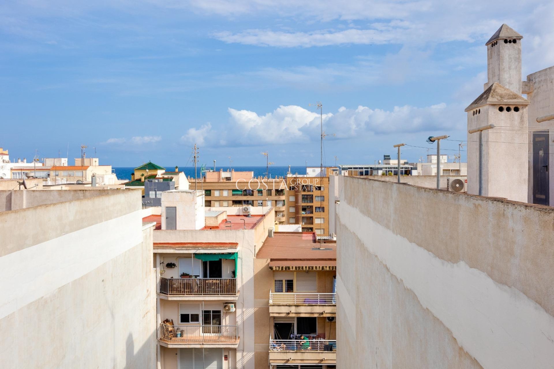 Herverkoop - Apartments -
Torrevieja - Playa del Cura