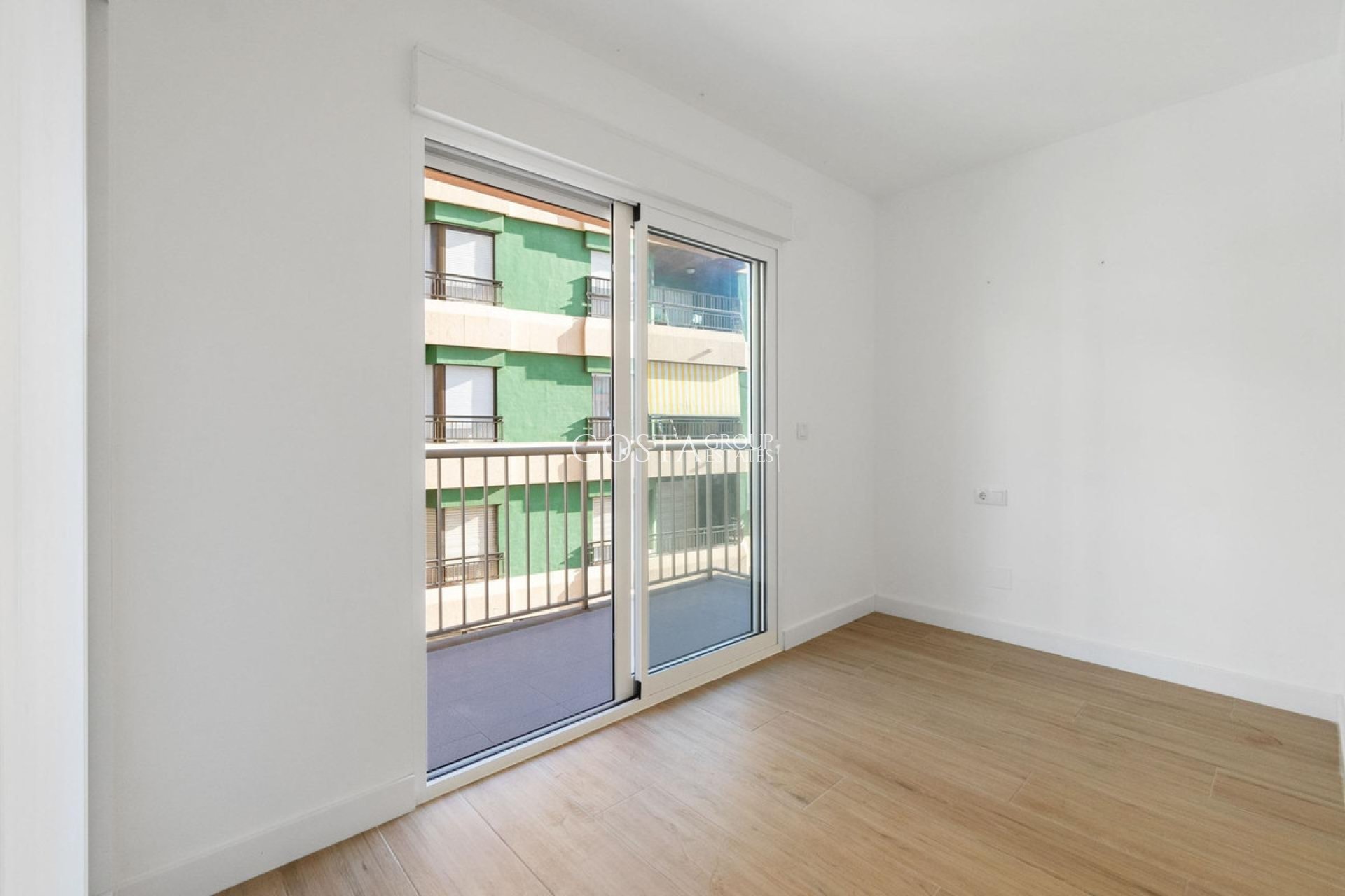 Herverkoop - Apartments -
Torrevieja - Playa del Cura