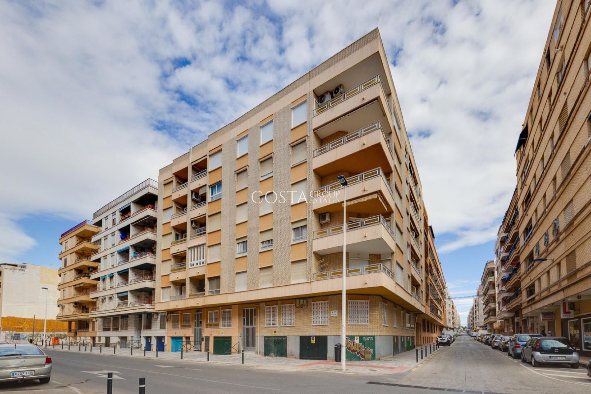 Herverkoop - Apartments -
Torrevieja - Playa del Cura