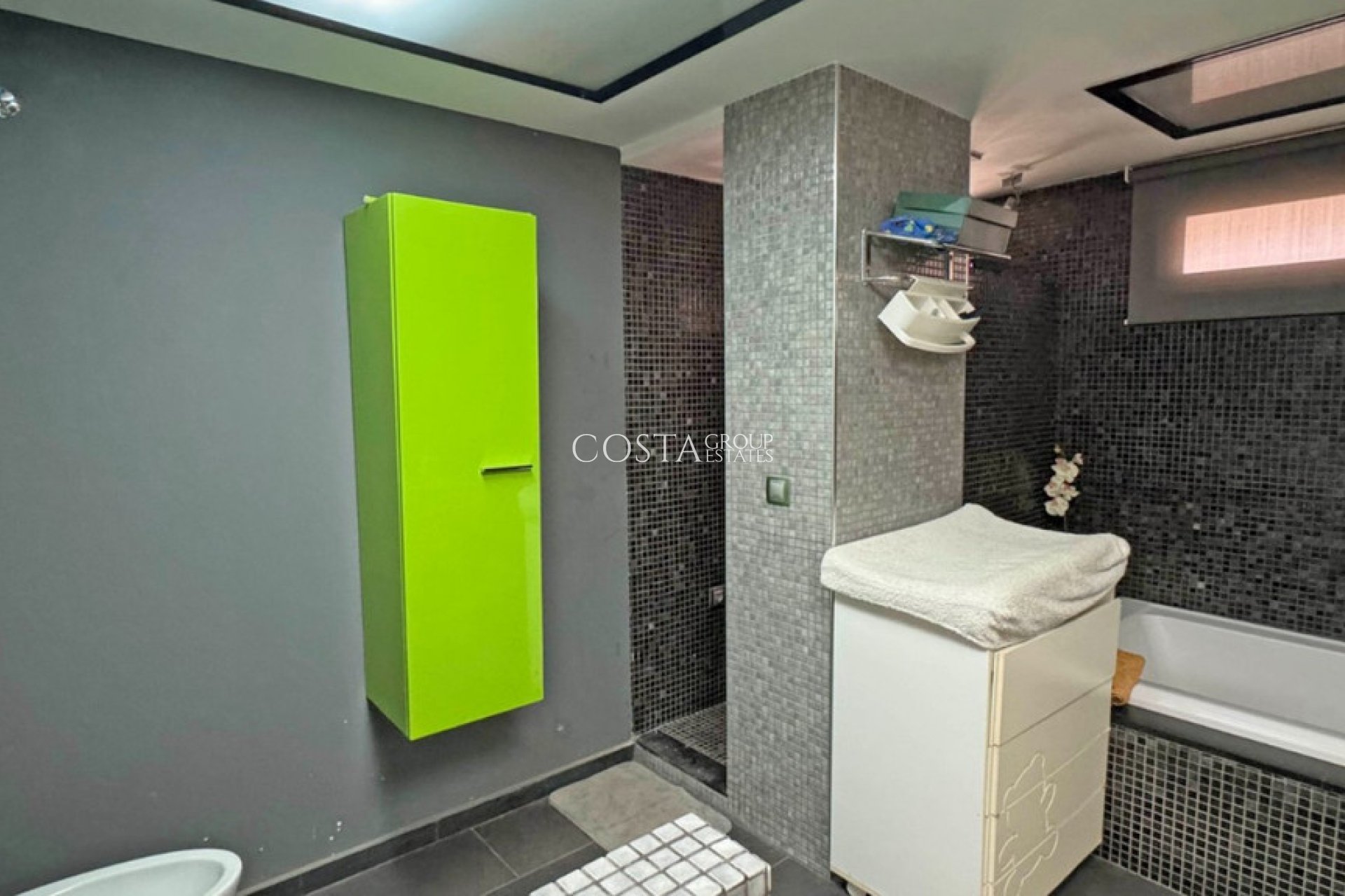 Herverkoop - Apartments -
Torrevieja - Playa del Cura