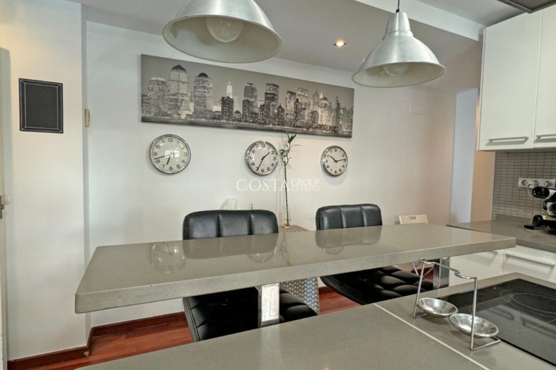 Herverkoop - Apartments -
Torrevieja - Playa del Cura