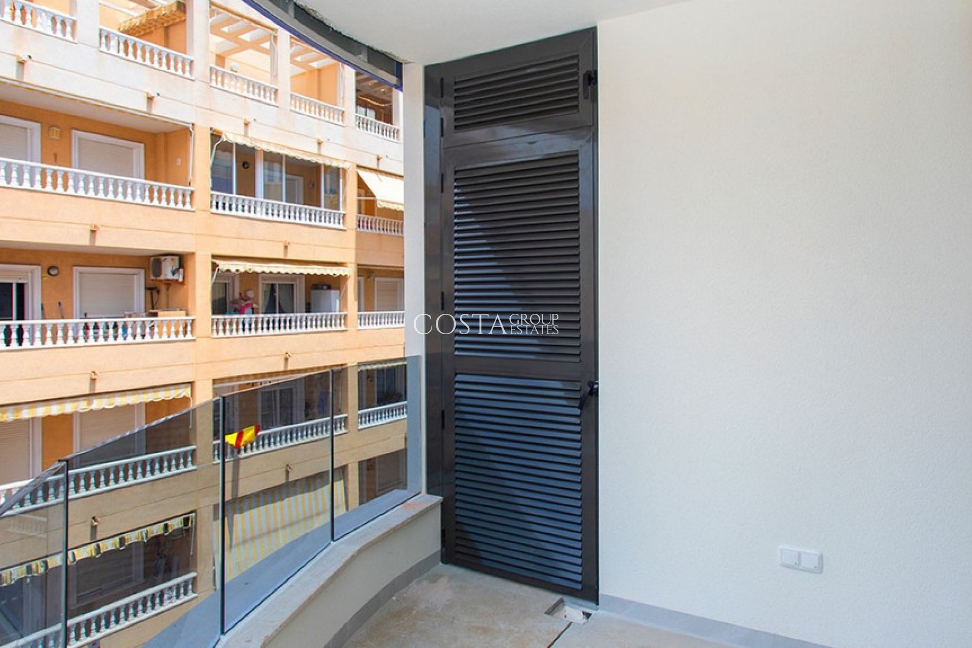 Herverkoop - Apartments -
Torrevieja - Playa del Cura