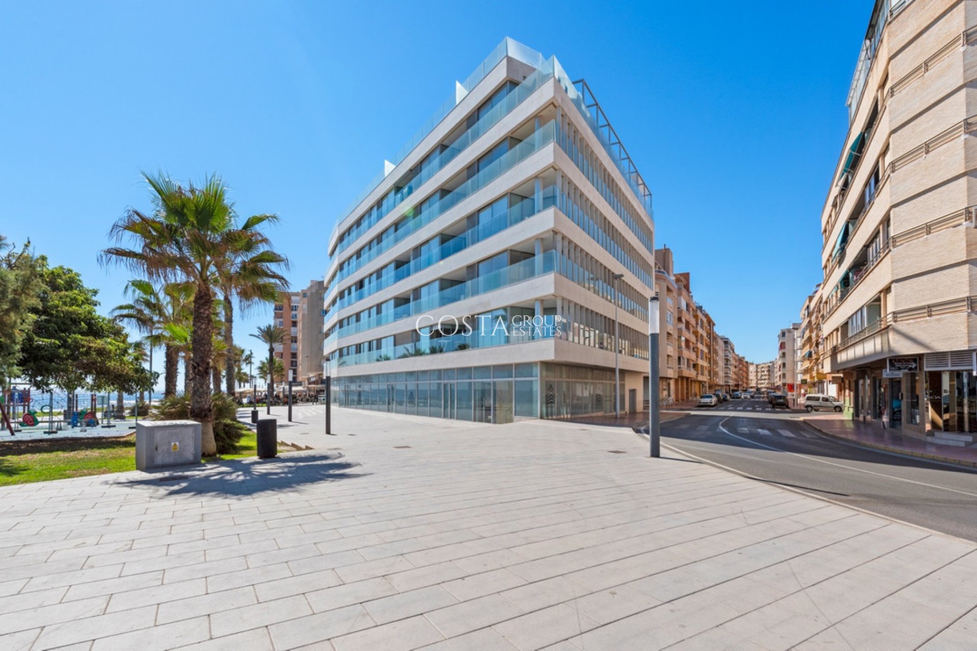 Herverkoop - Apartments -
Torrevieja - Playa del Cura