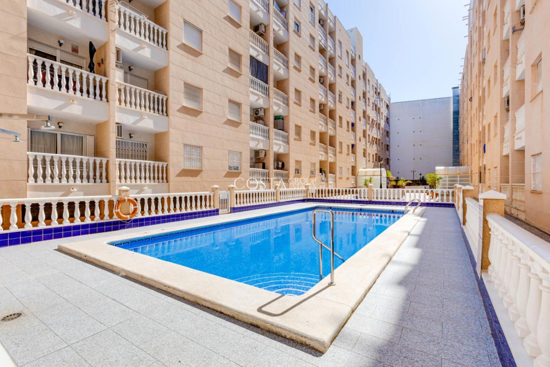 Herverkoop - Apartments -
Torrevieja - Playa del Cura