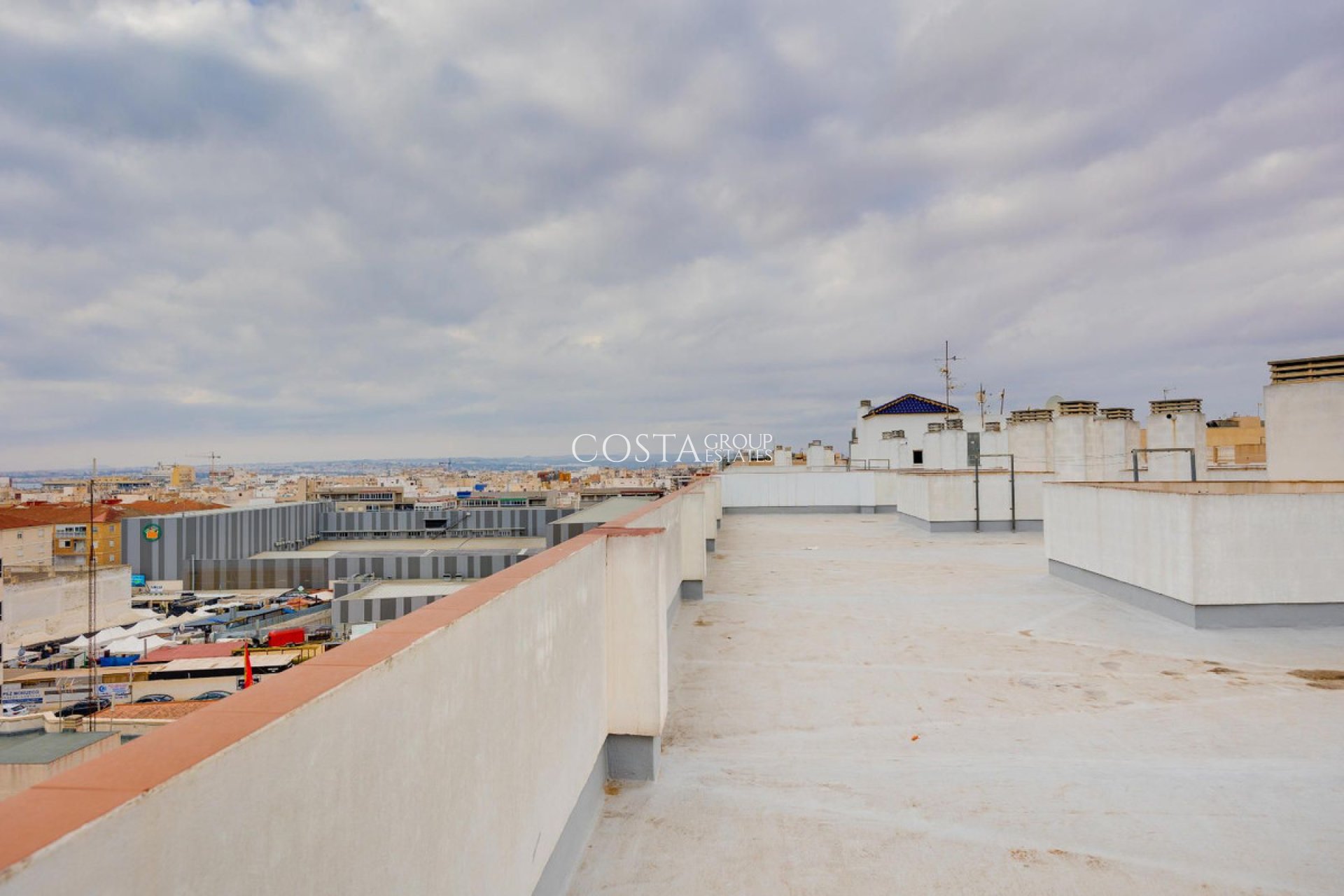 Herverkoop - Apartments -
Torrevieja - Playa del Cura
