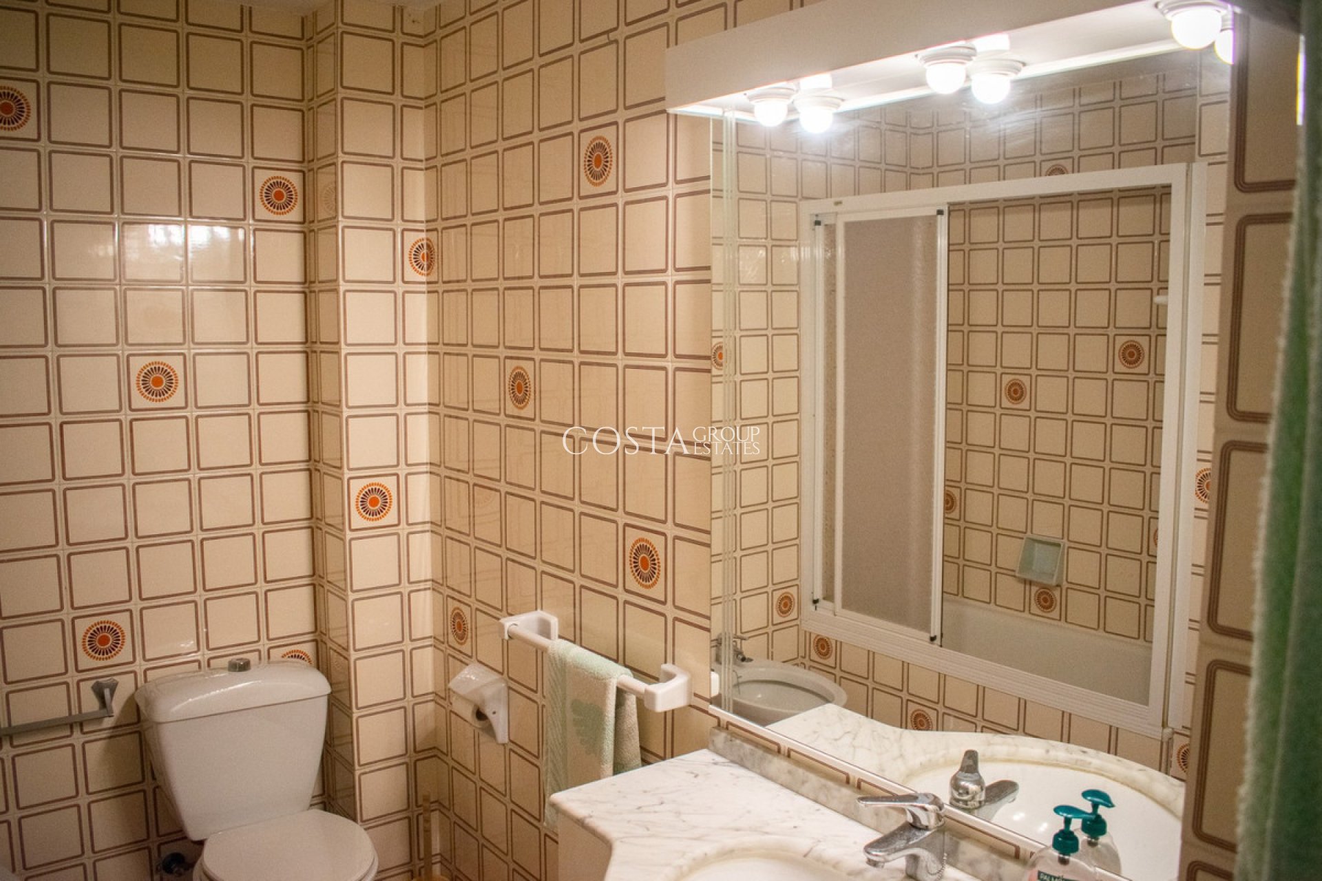 Herverkoop - Apartments -
Torrevieja - Playa del Cura