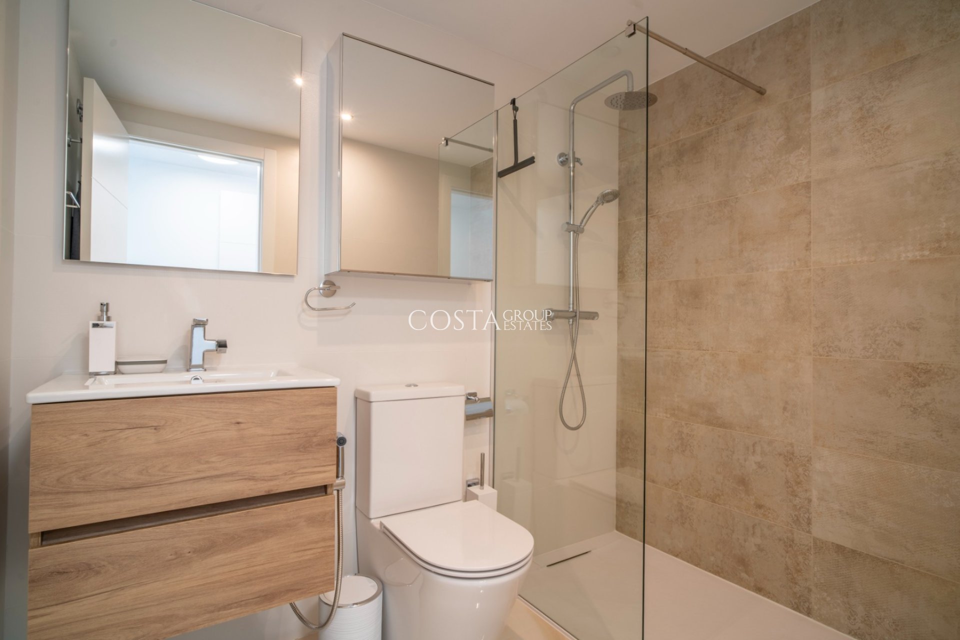 Herverkoop - Apartments -
Torrevieja - Punta Prima