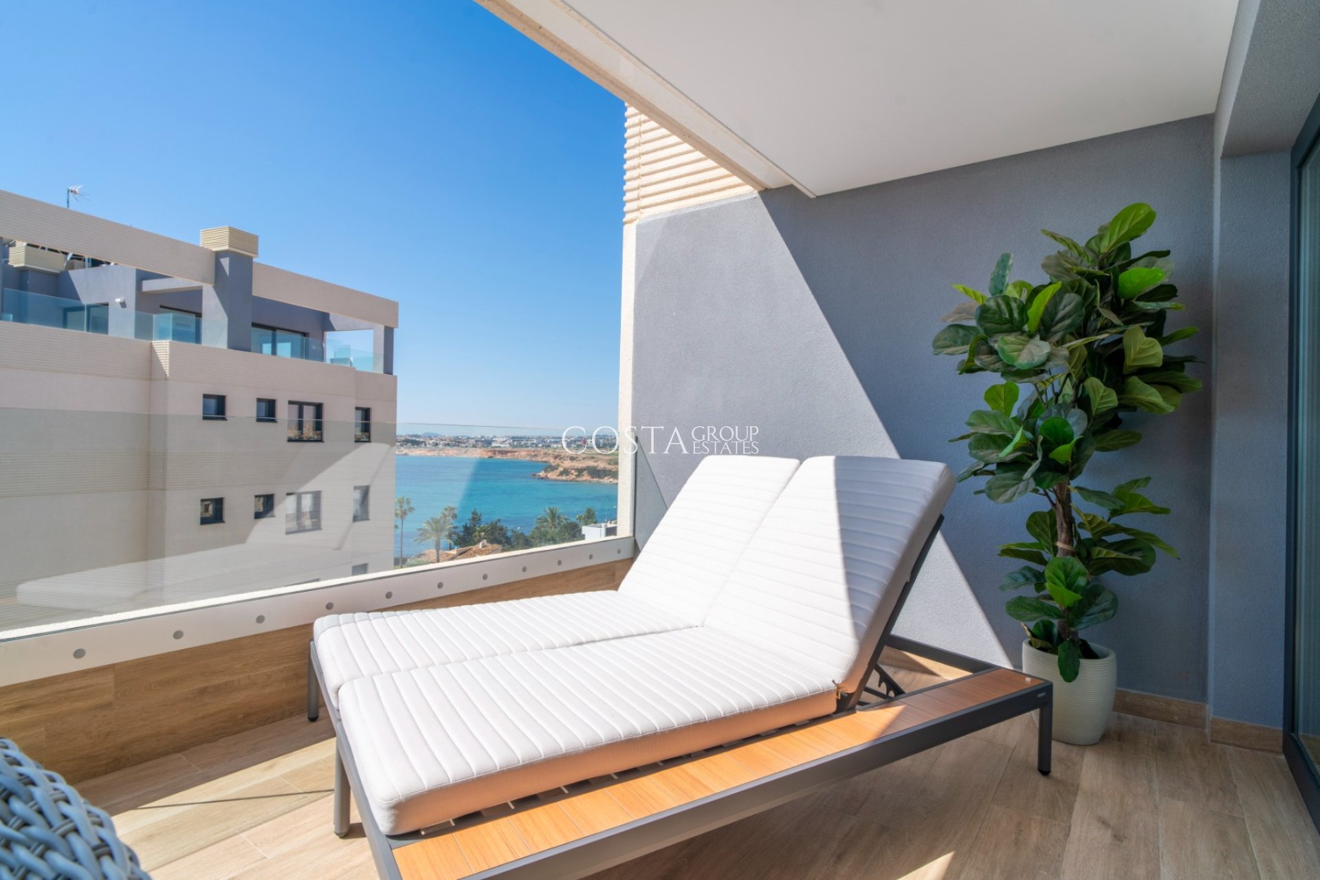 Herverkoop - Apartments -
Torrevieja - Punta Prima