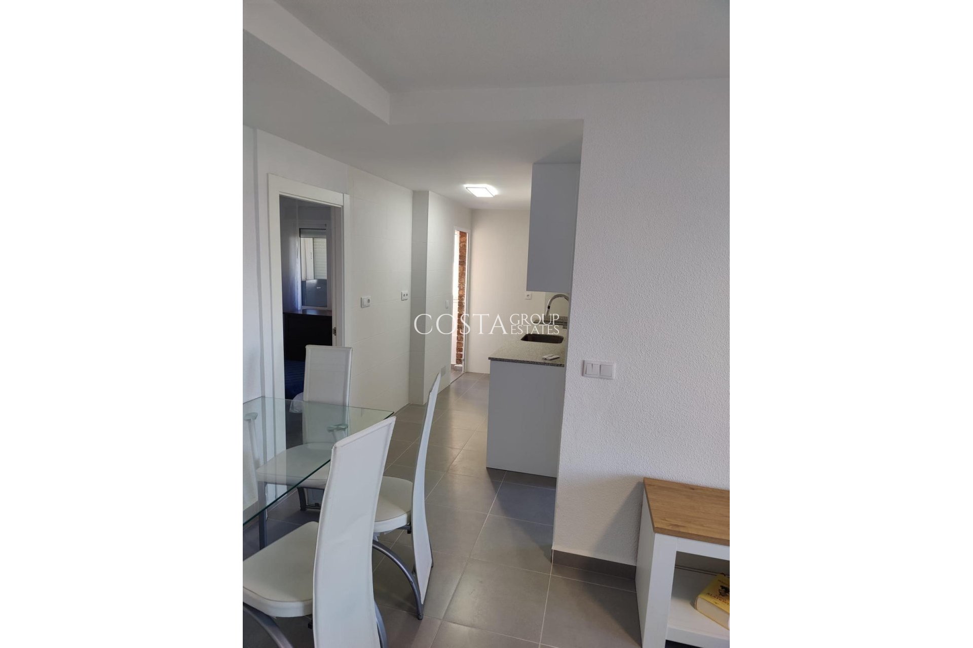 Herverkoop - Apartments -
Torrevieja - Torrevieja Centro