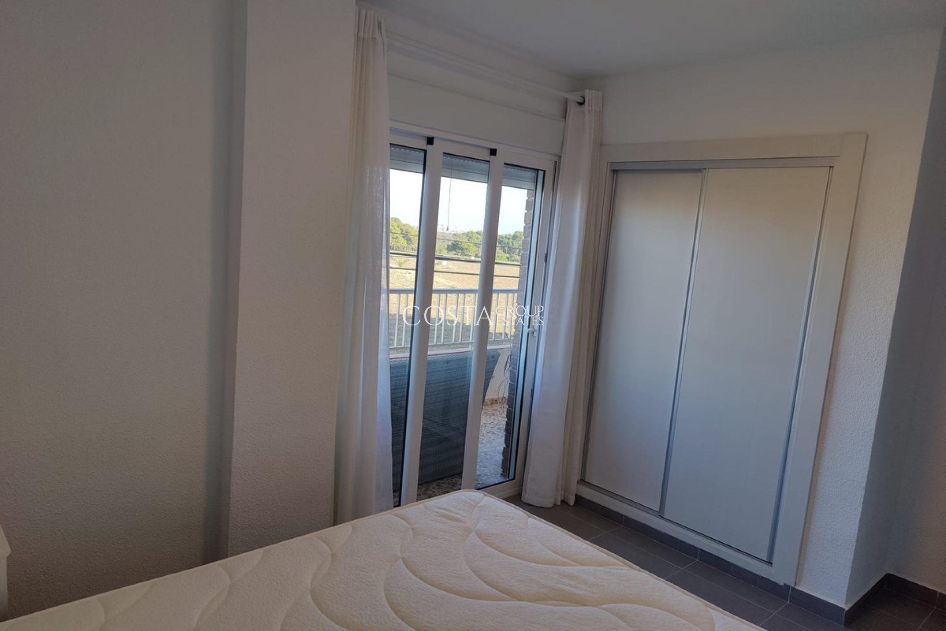 Herverkoop - Apartments -
Torrevieja - Torrevieja Centro