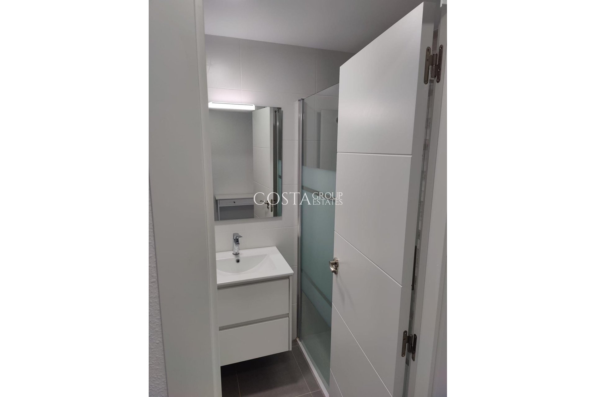Herverkoop - Apartments -
Torrevieja - Torrevieja Centro