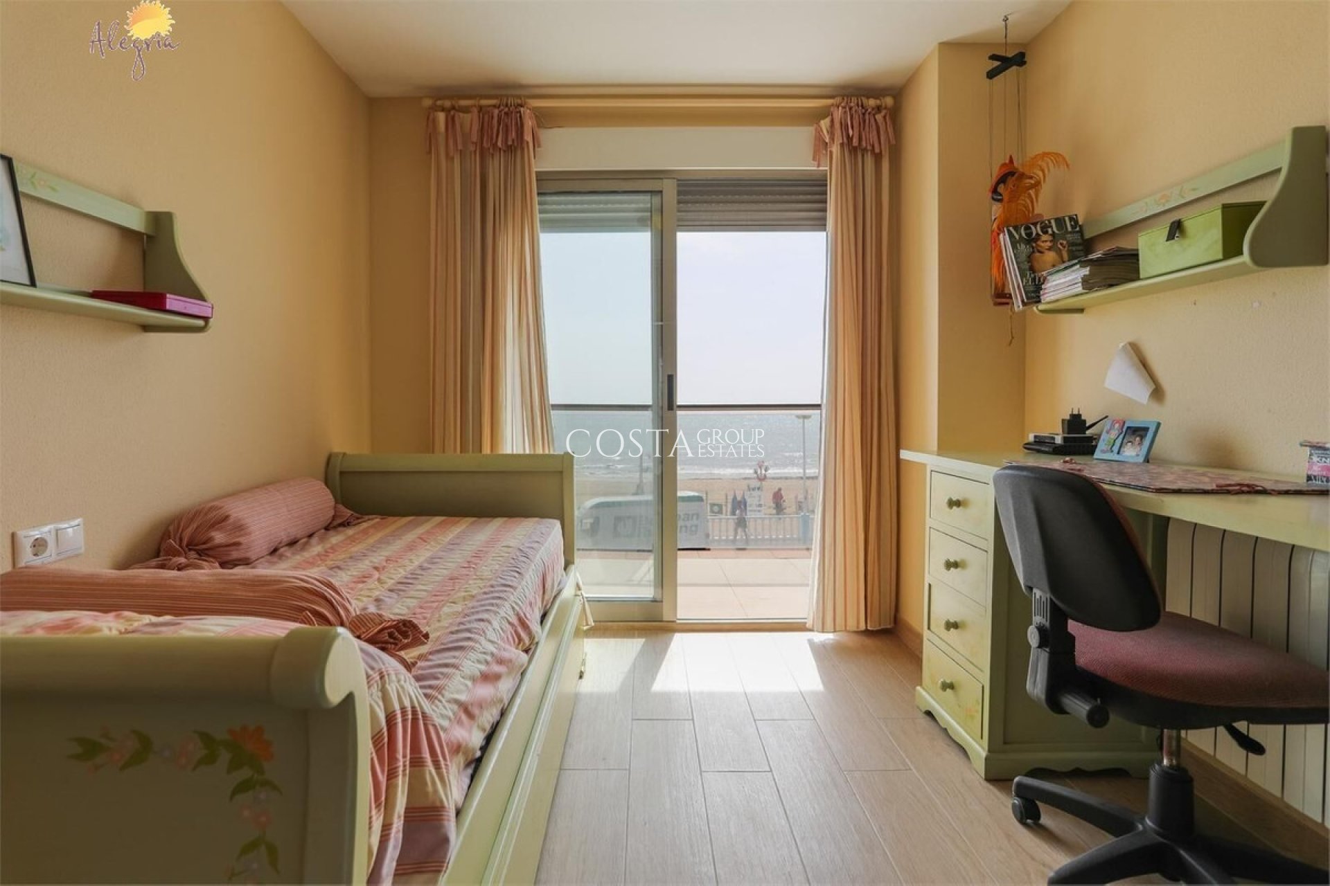 Herverkoop - Apartments -
Torrevieja - Torrevieja Centro