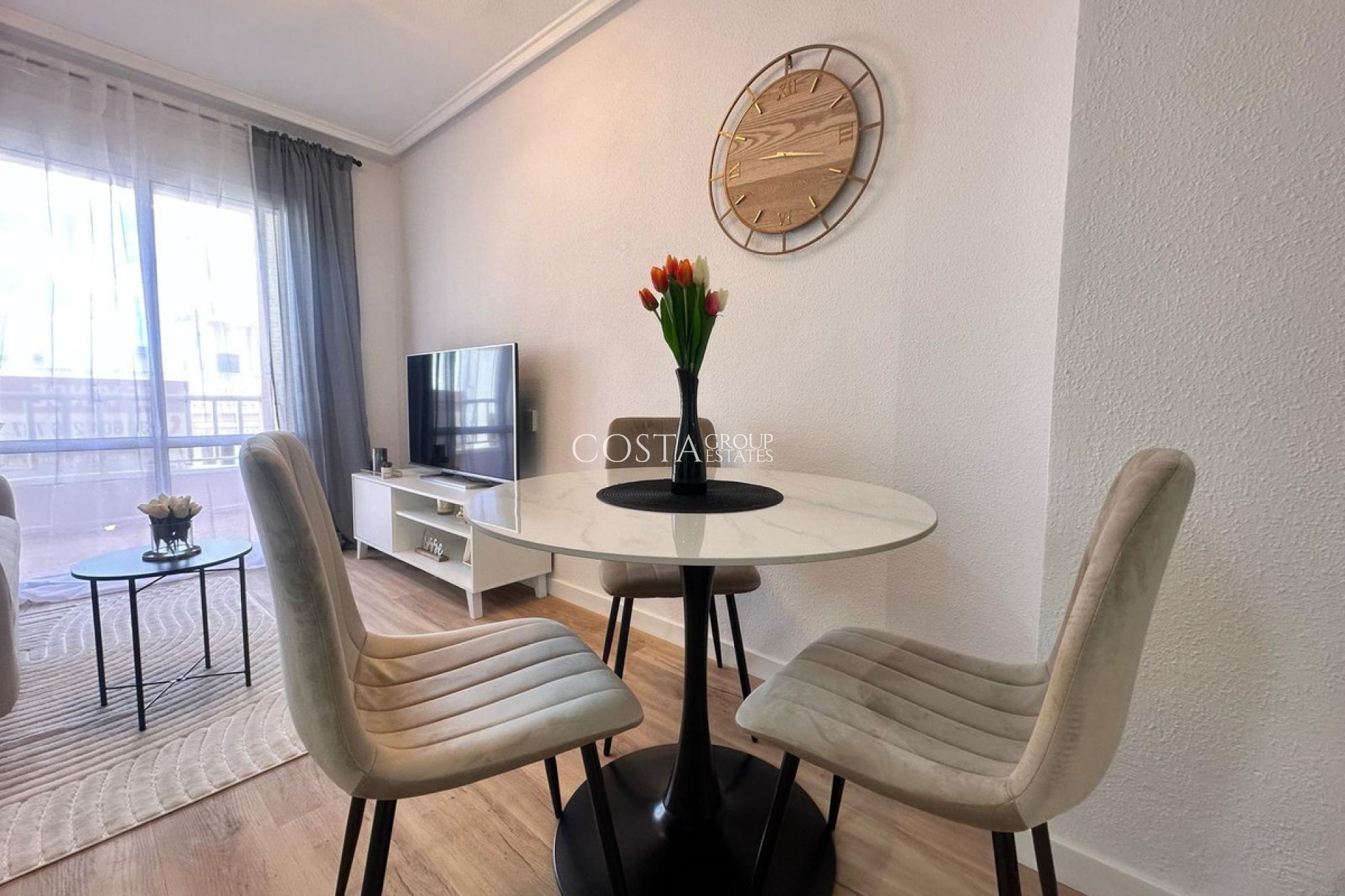 Herverkoop - Apartments -
Torrevieja - Torrevieja Centro