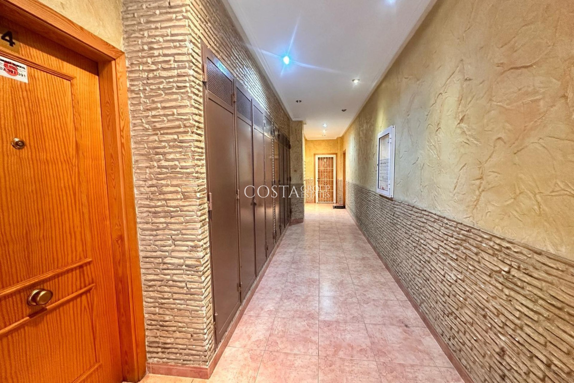 Herverkoop - Apartments -
Torrevieja - Torrevieja Centro