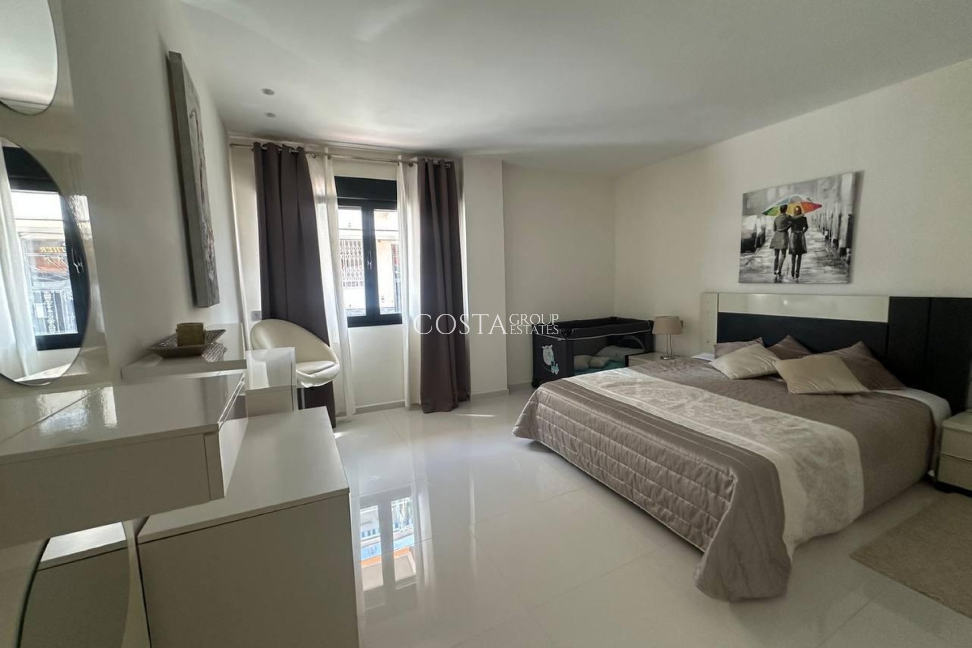 Herverkoop - Apartments -
Torrevieja - Torrevieja Centro