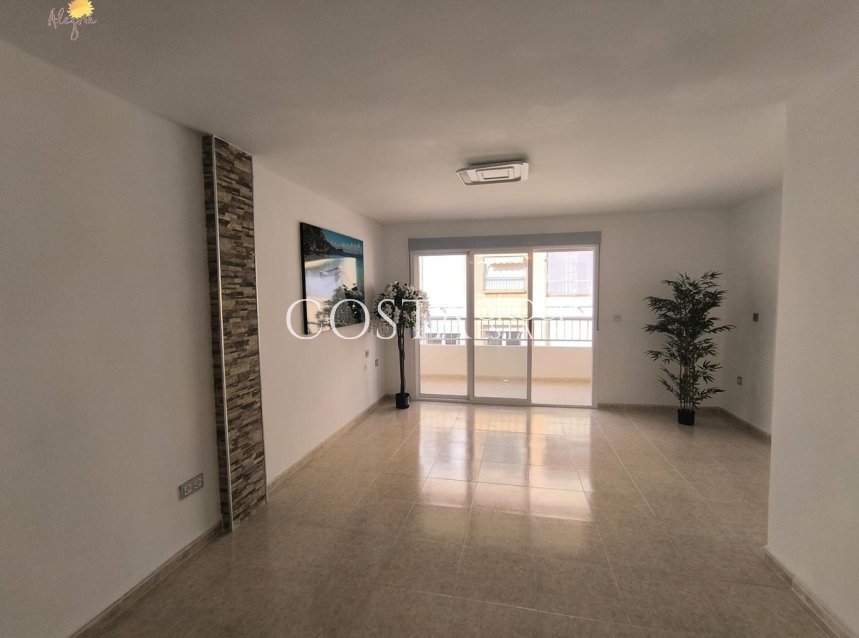 Herverkoop - Apartments -
Torrevieja - Torrevieja Centro
