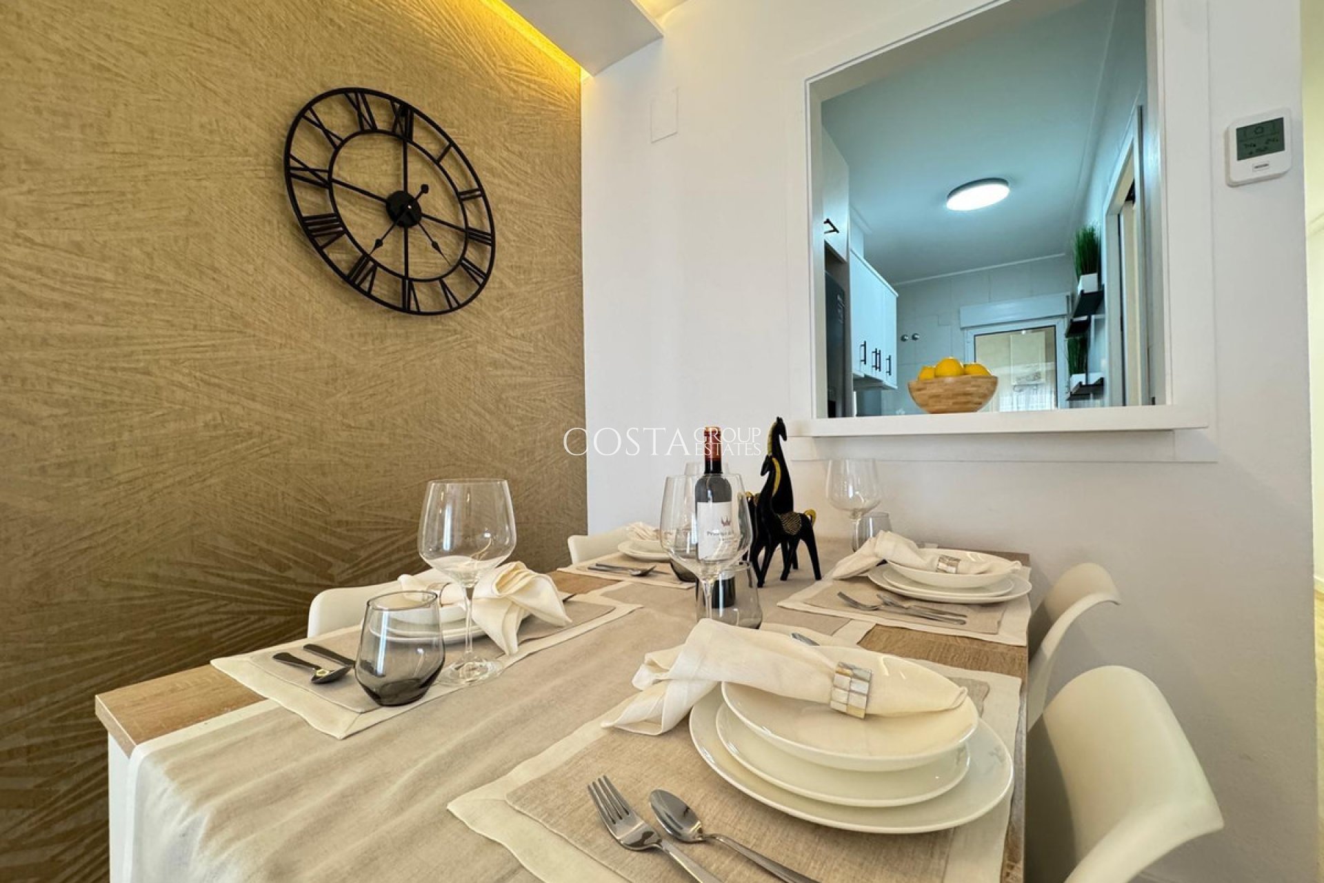 Herverkoop - Apartments -
Torrevieja - Torrevieja Centro