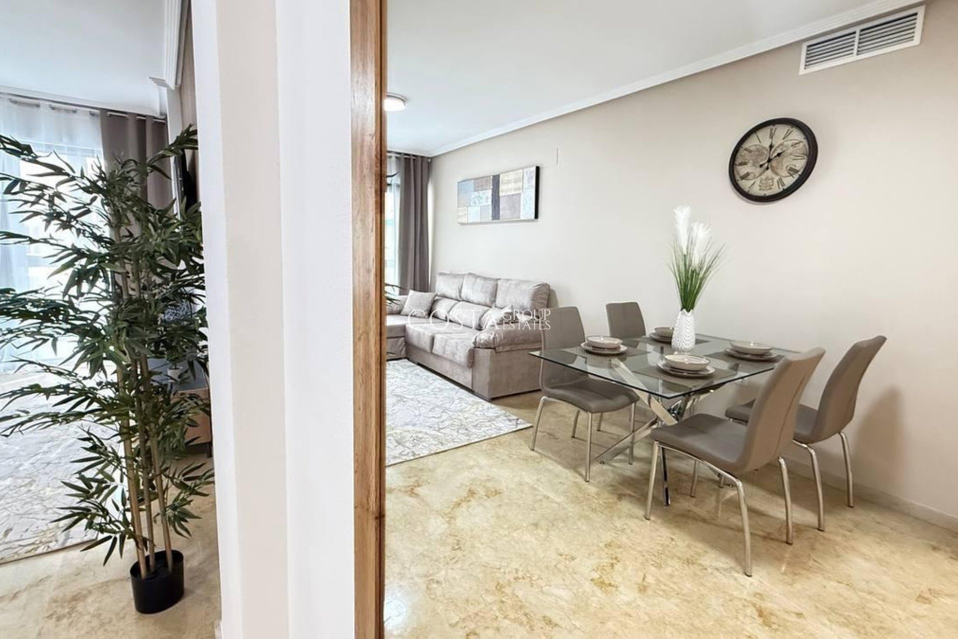 Herverkoop - Apartments -
Torrevieja - Torrevieja Centro