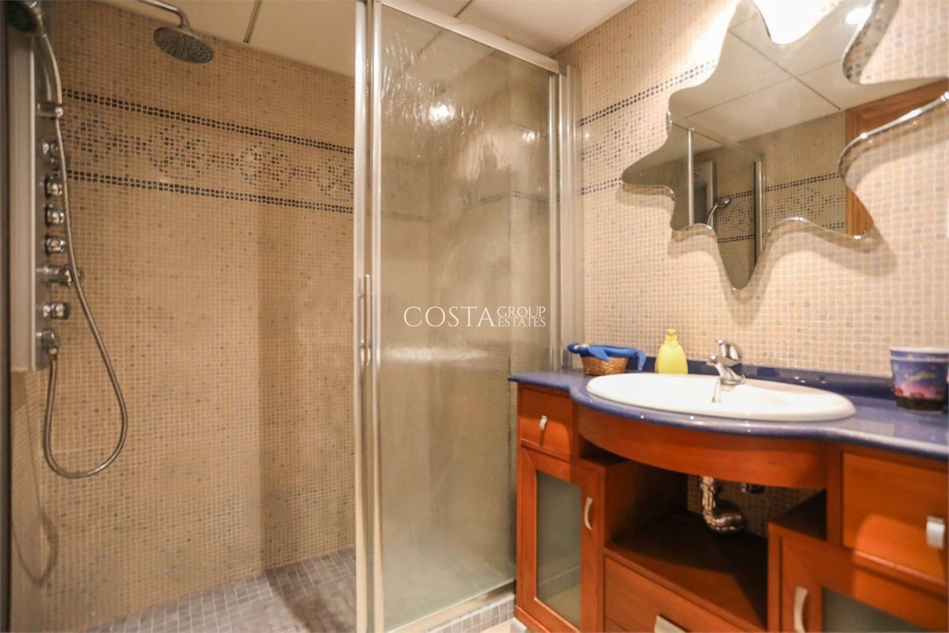 Herverkoop - Apartments -
Torrevieja - Torrevieja Centro