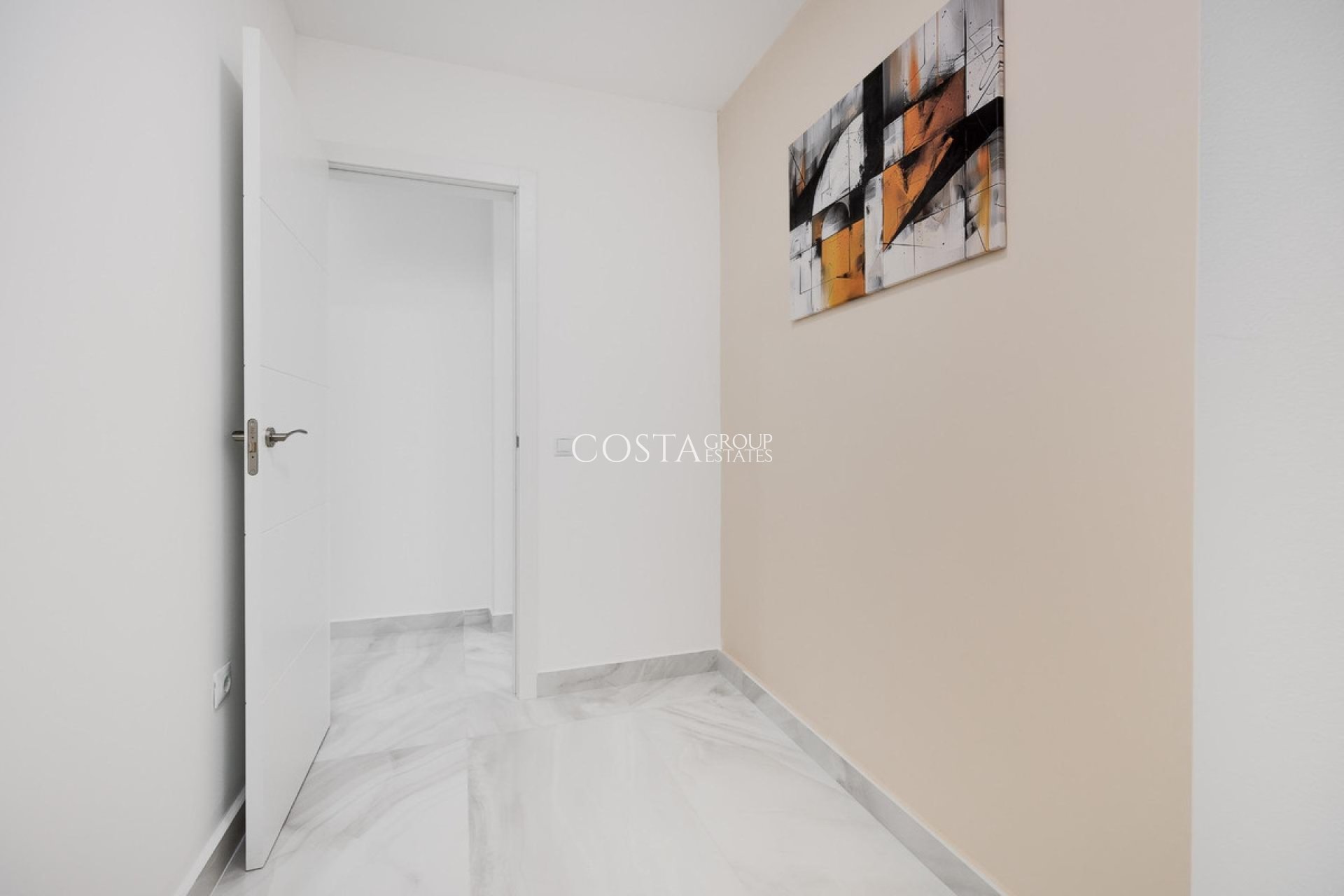 Herverkoop - Apartments -
Torrevieja - Torrevieja Centro