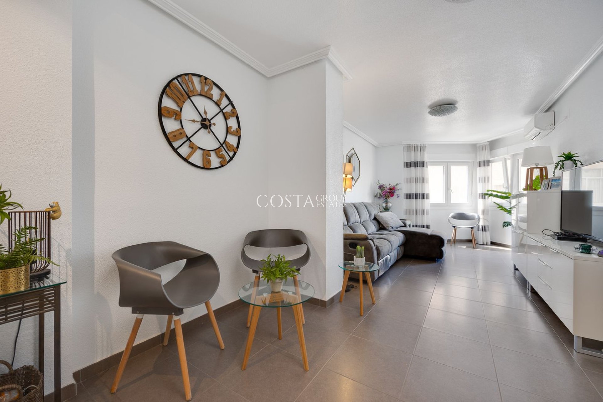 Herverkoop - Apartments -
Torrevieja - Torrevieja Centro